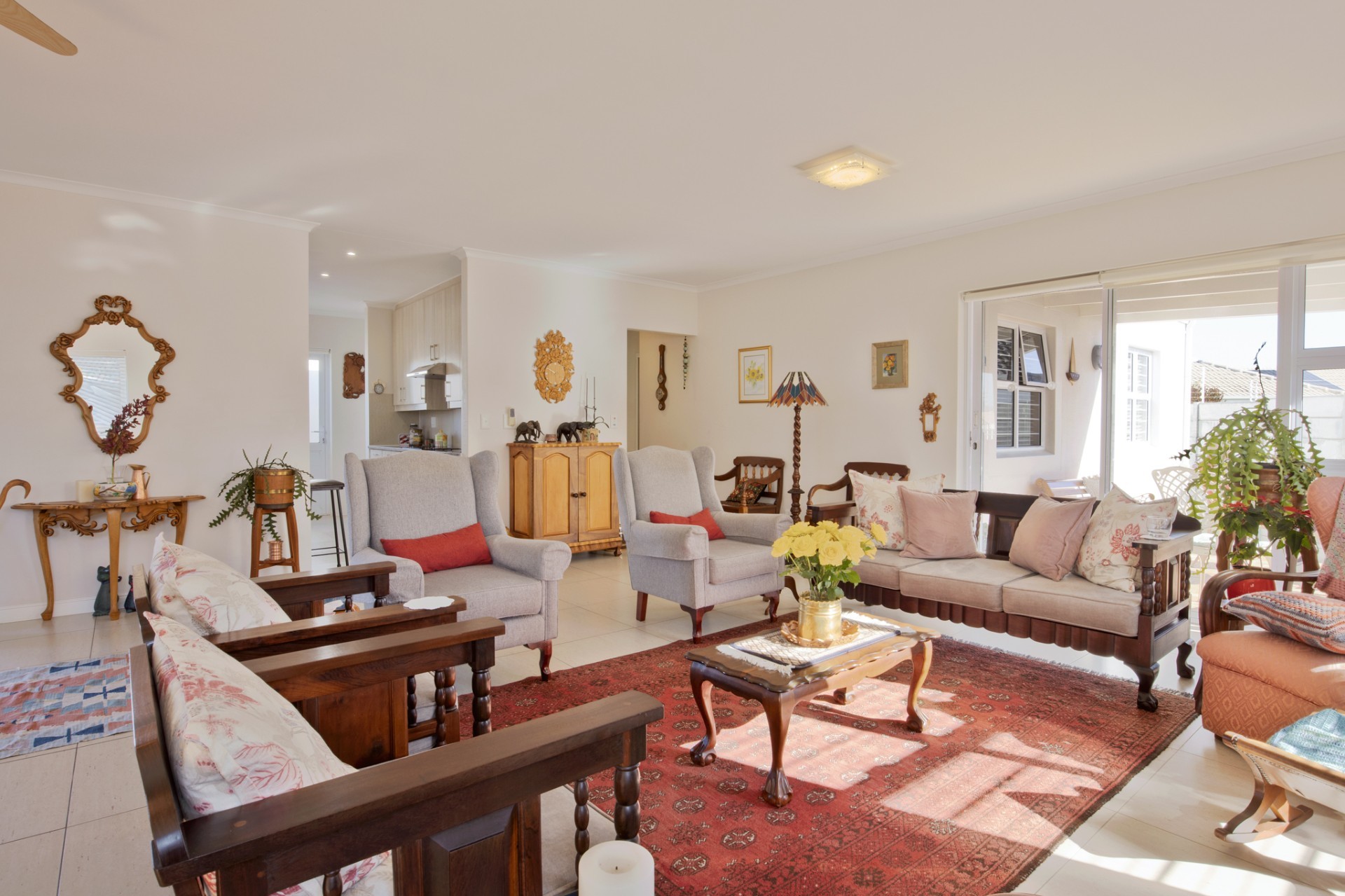 Modern 3 Bedroom Family Home in a Peaceful Cul-de-Sac