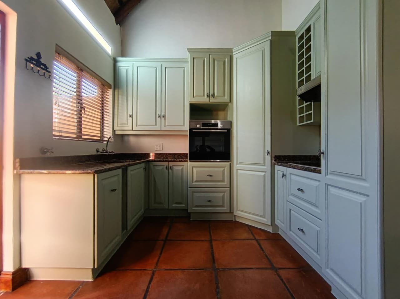 2 Bedroom Cottage To Rent in Mooikloof Equestrian Estate, Pretoria