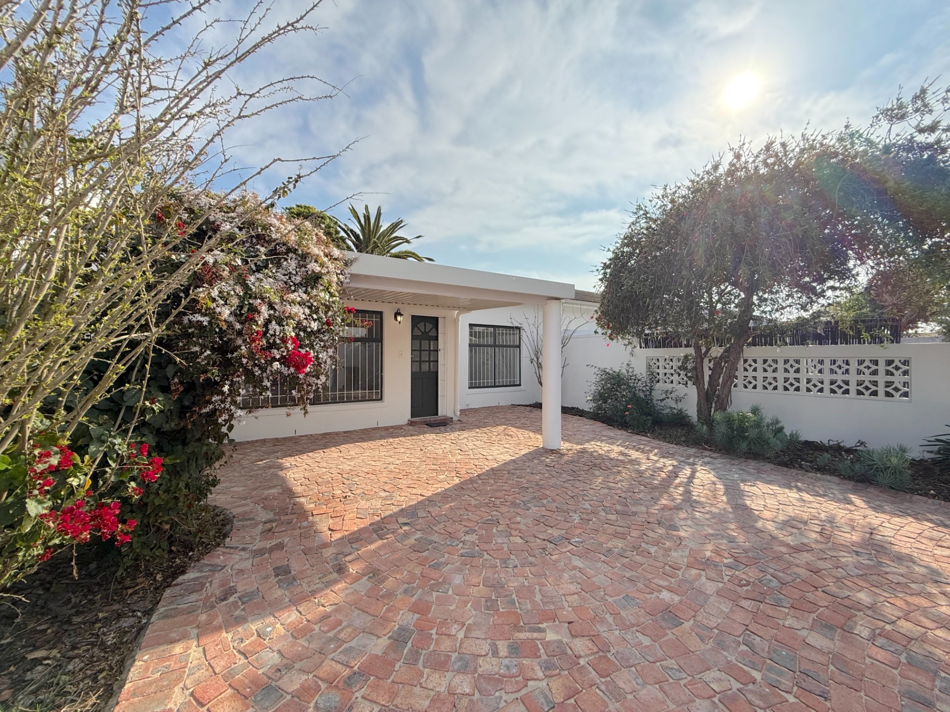 Renovated Two Bedroom House in Flamingo Vlei