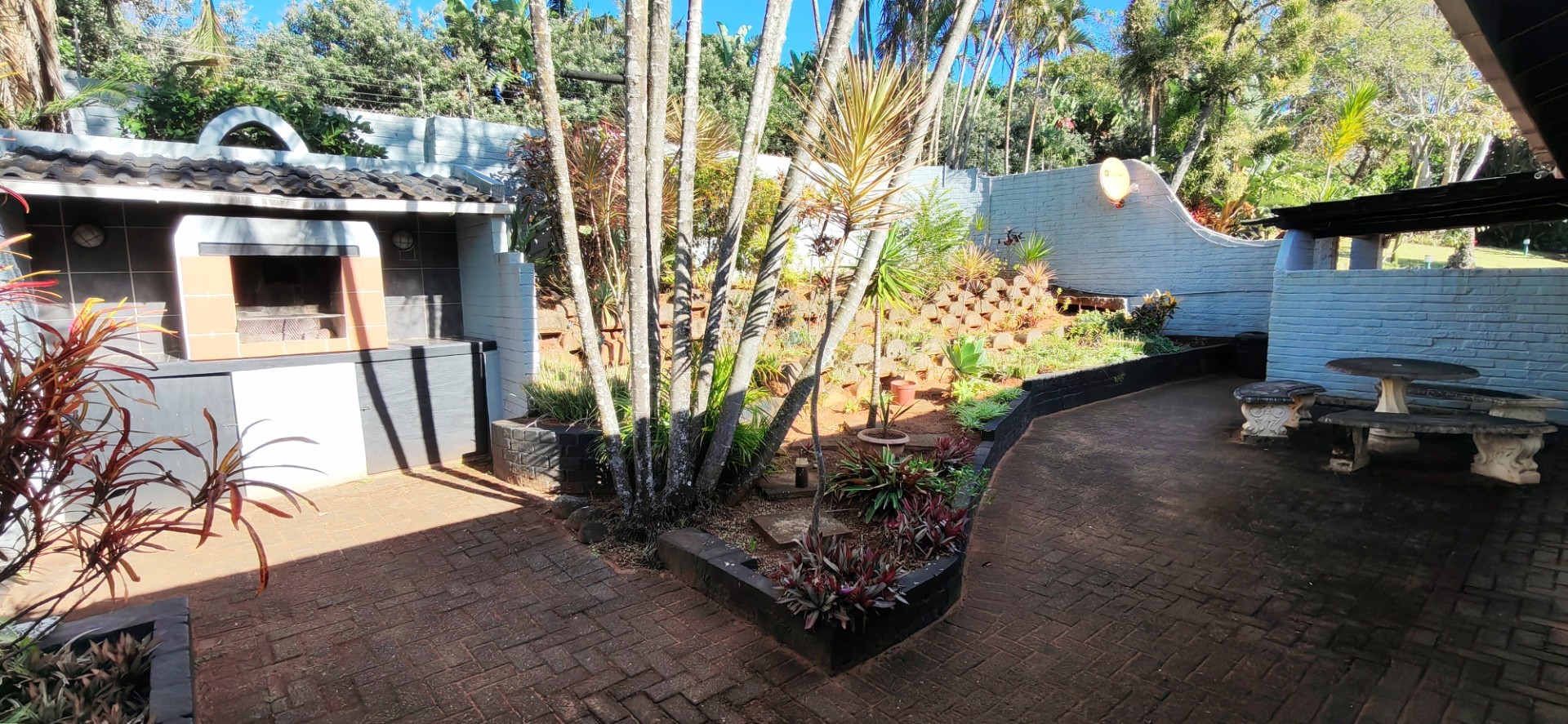 Sprawling 2.4-Hectare Coastal Estate with Income generating potential in Ramsgate, Margate, KZN
