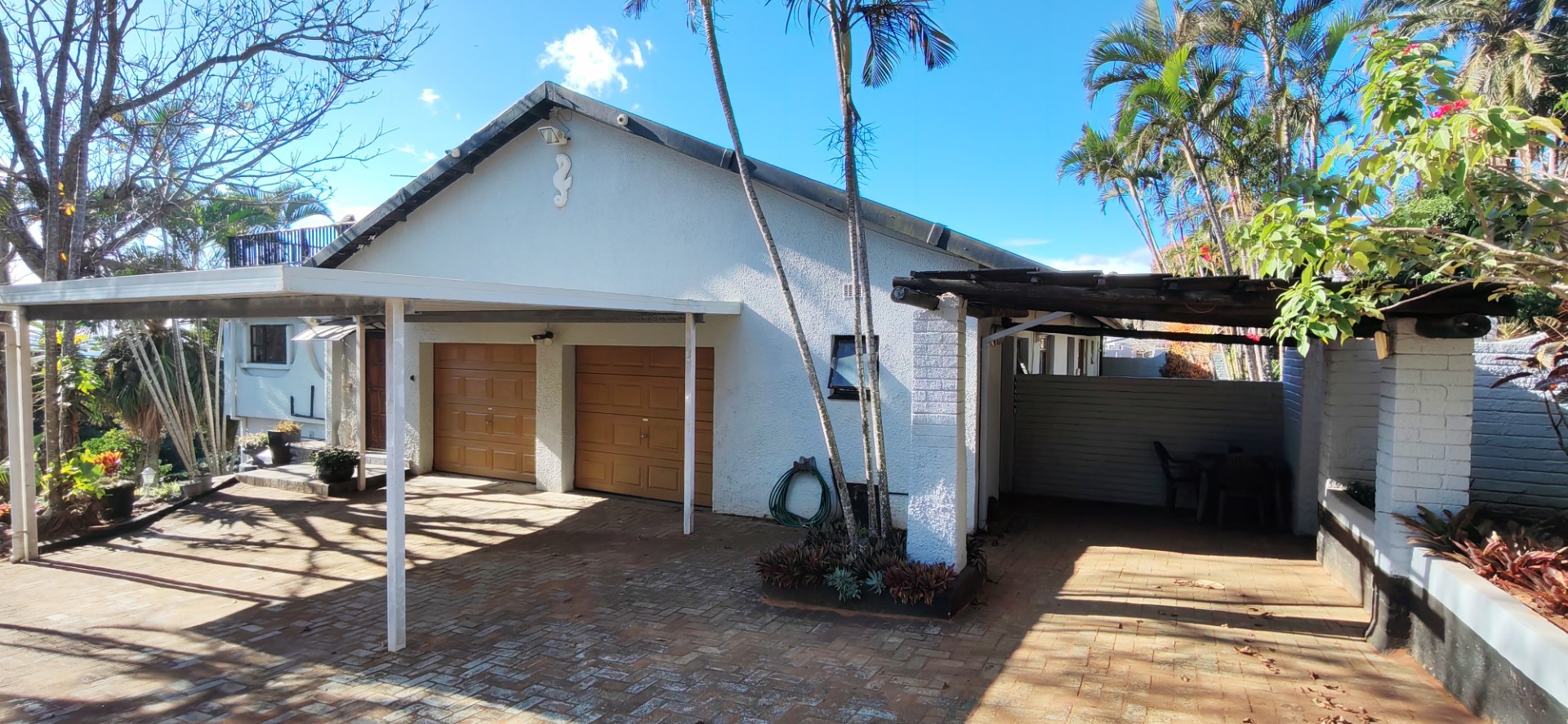 Sprawling 2.4-Hectare Coastal Estate with Income generating potential in Ramsgate, Margate, KZN