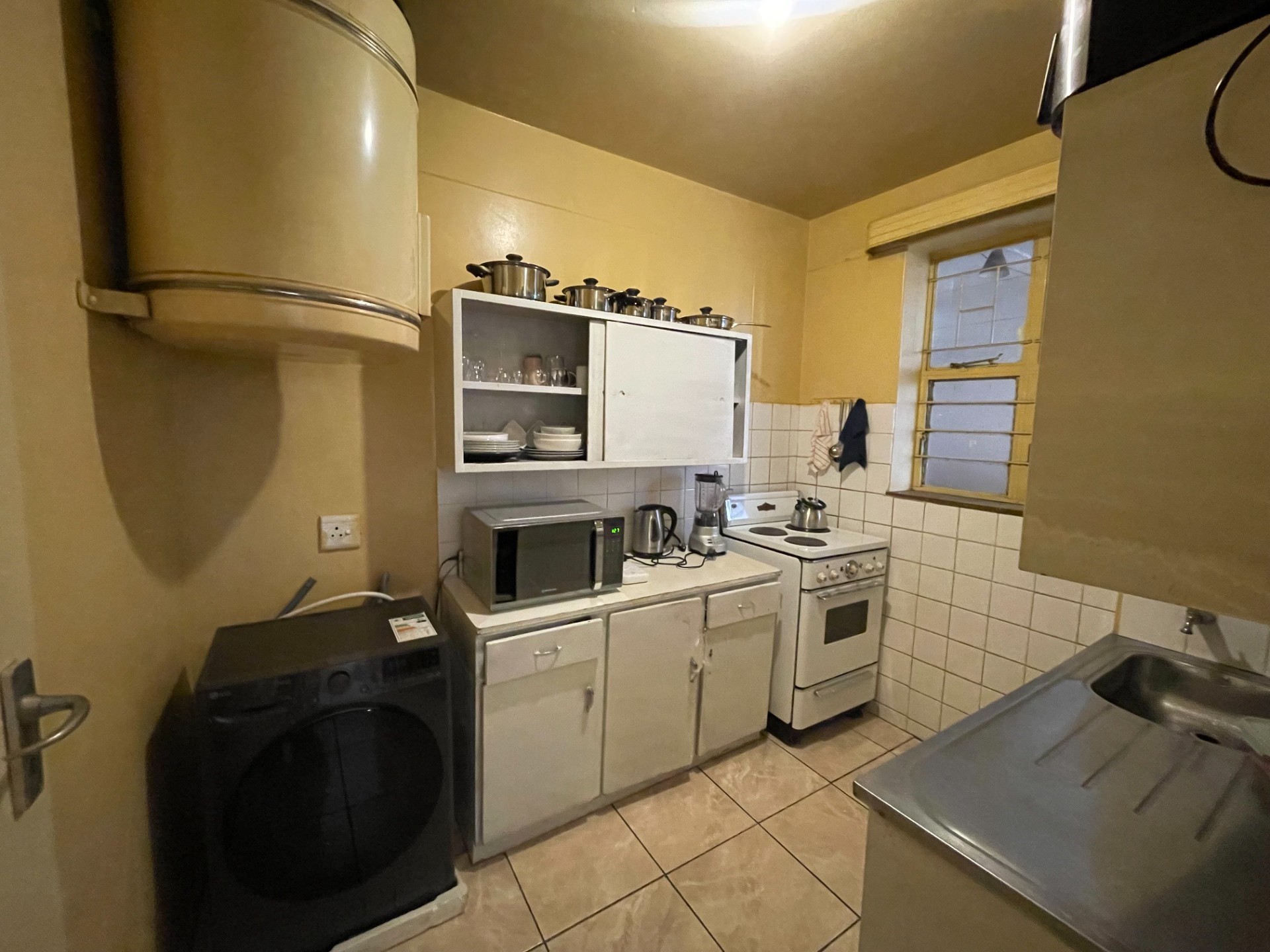 Immaculate Apartment For Sale in Arcadia, Pretoria