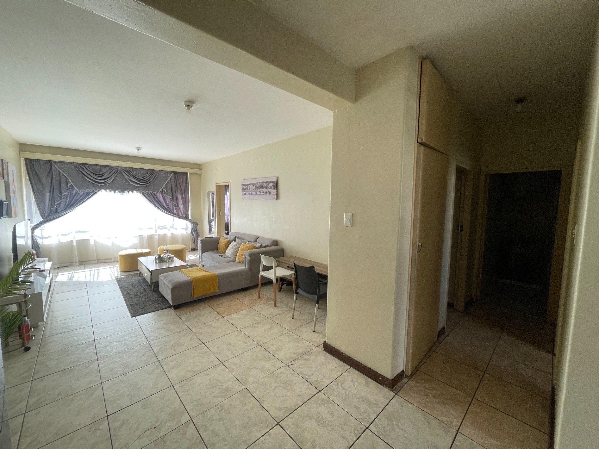 Immaculate Apartment For Sale in Arcadia, Pretoria