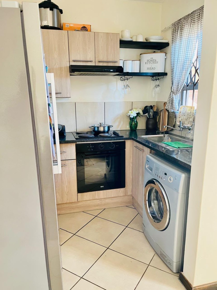 2 Bedroom Apartment For Sale in The Reeds,Centurion