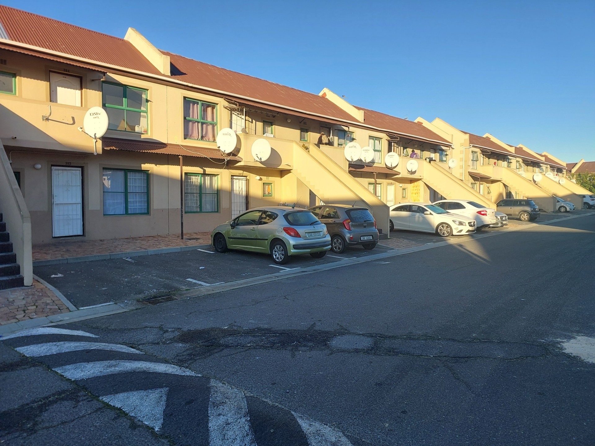 Ground Floor 2 Bedroom Apartment  : River Hamlet