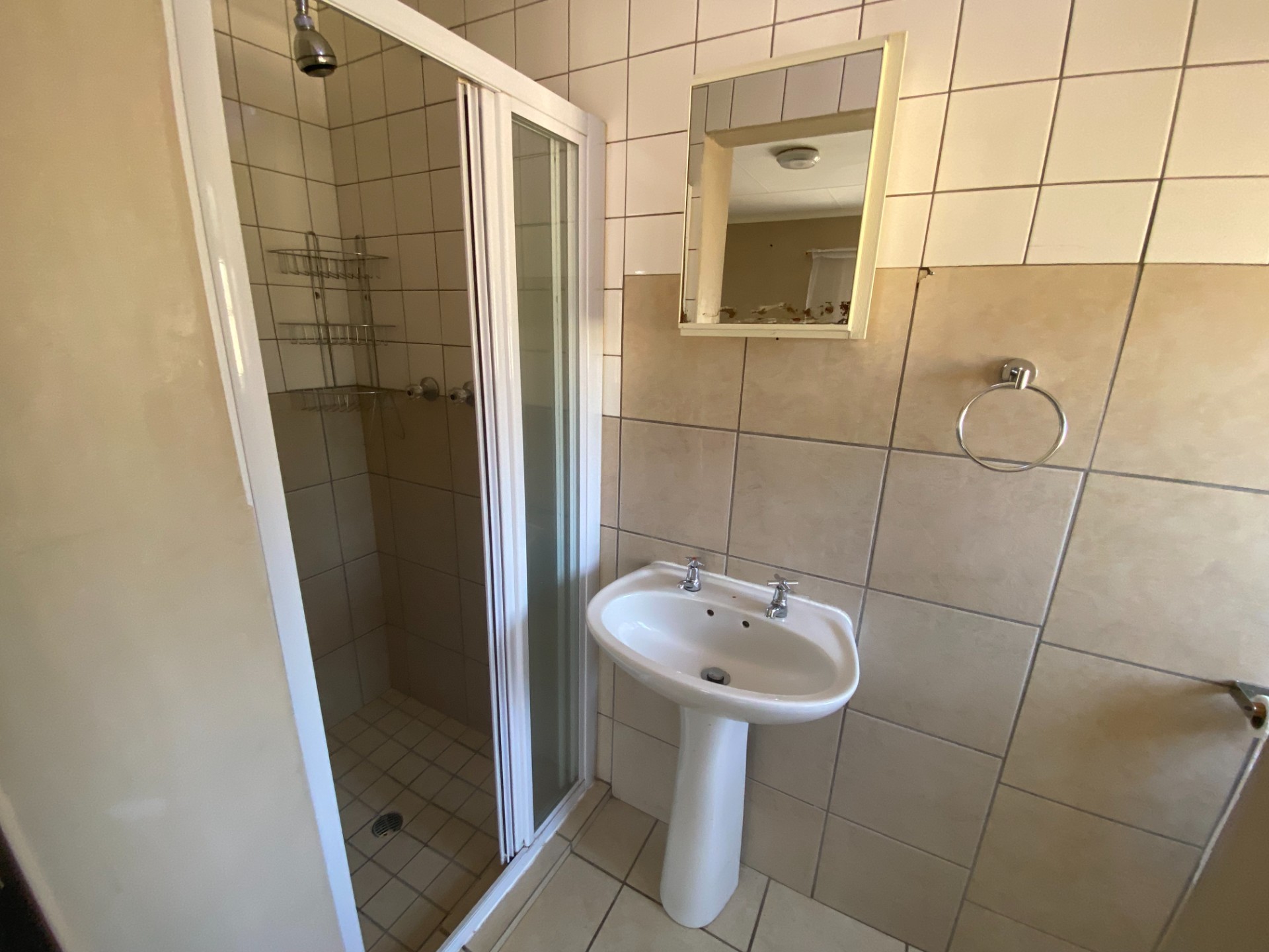 4 Bedrooms / 2 Bathrooms House to Rent in Wacht N Bietjies Kop - R104 Balmoral Road