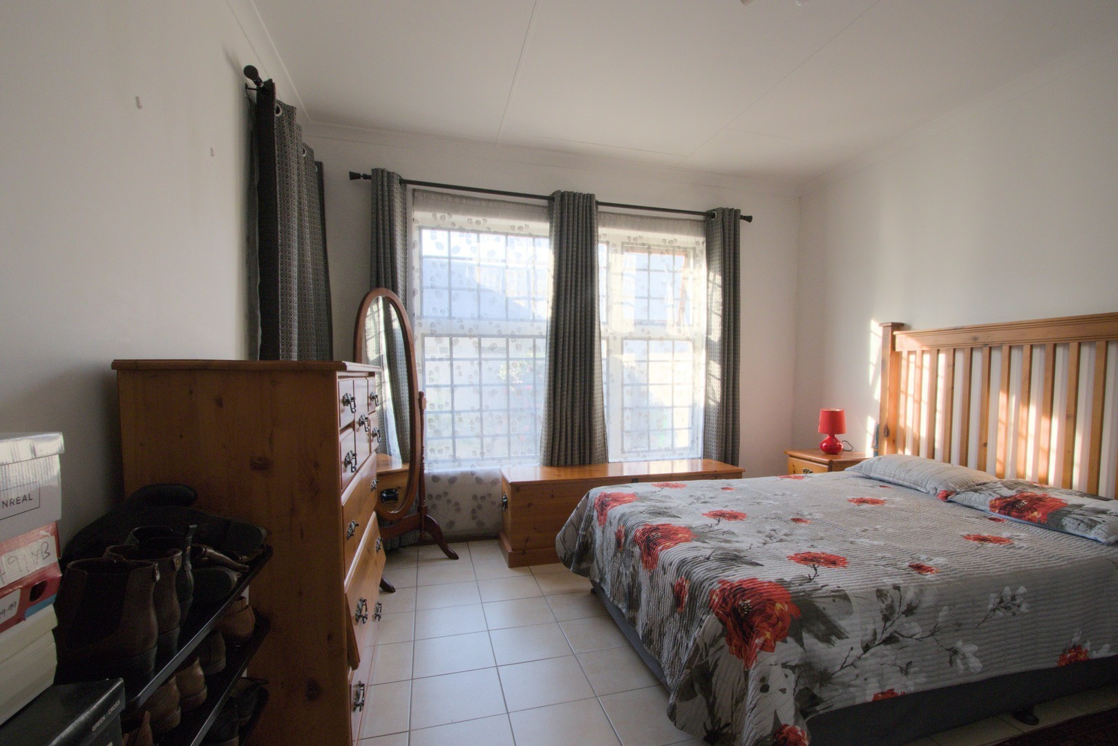 Perfectly priced! Pet-friendly two-bed townhouse - with no stairs!