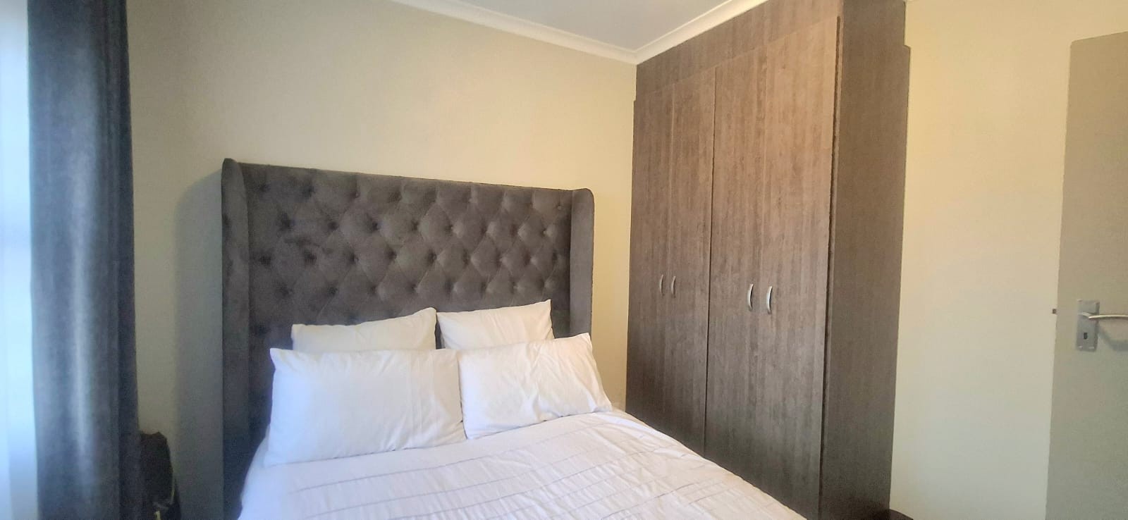 Townhouse To Rent in Leopard's Rest Security Estate, Albertsdal, Alberton