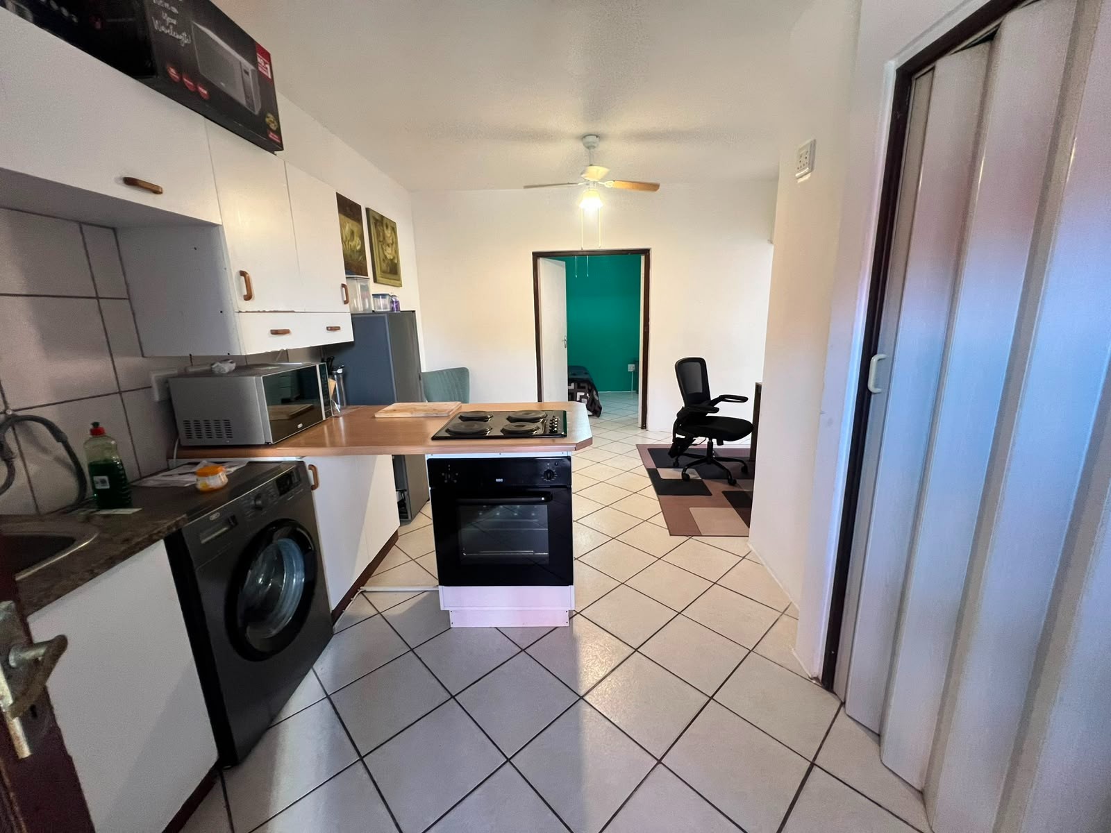 Cozy Ground Floor Apartment in the Heart of Uvongo