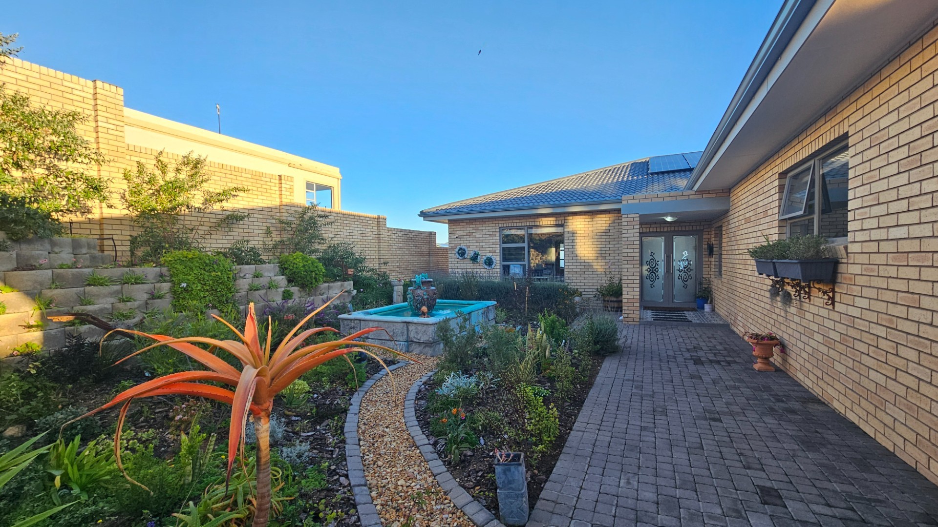 House For Sale in Dana Bay, Mossel Bay