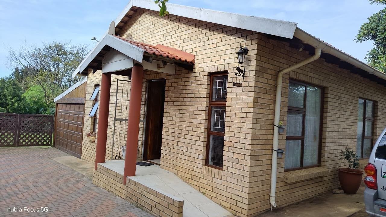 House For Sale in C Place, Jeffreys Bay