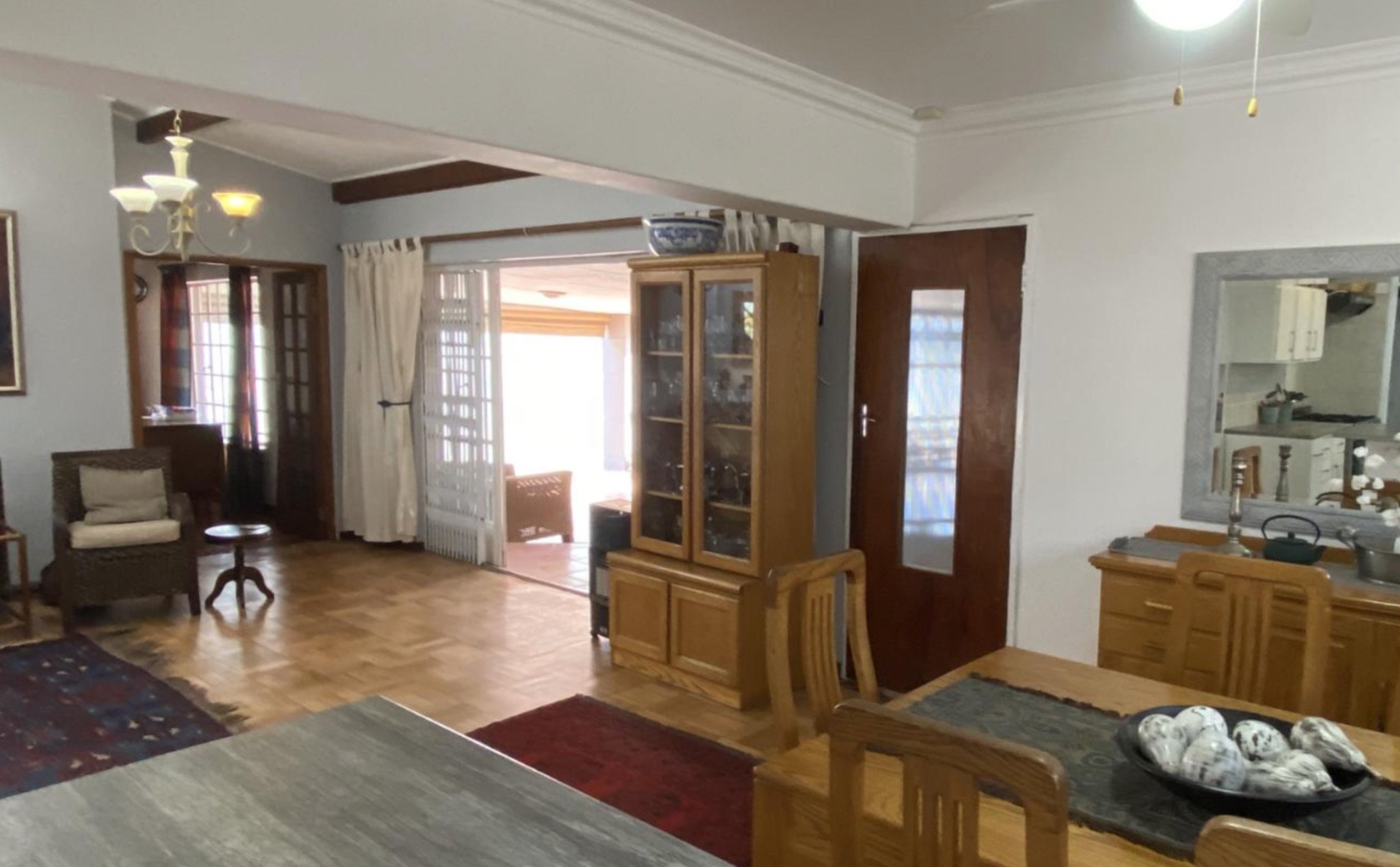 House For Sale close to UP, Boys / Girls /  High - Meisie's / Seuns Skool  And A  Flatlet