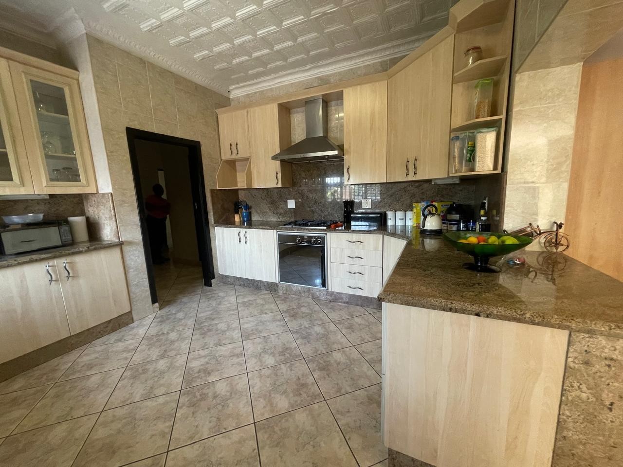 5 Bedroom House To Rent in Lyndhurst, Johannesburg