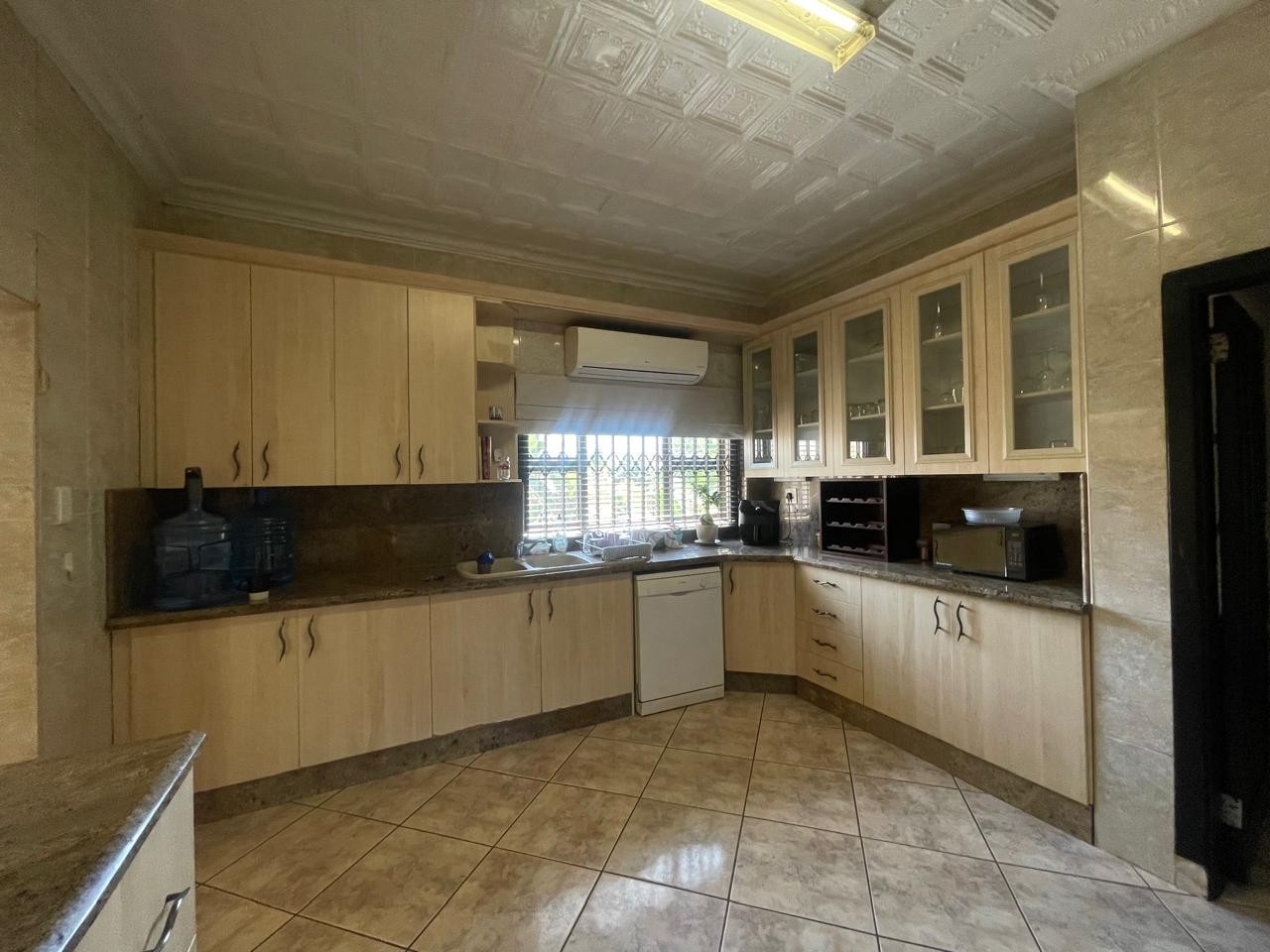 5 Bedroom House To Rent in Lyndhurst, Johannesburg