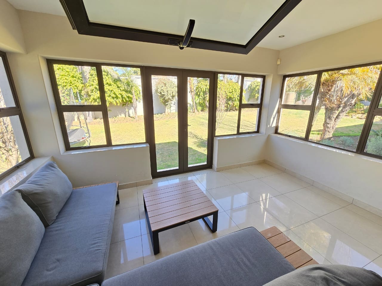 House for rent in Lyndhurst, Johannesburg, 1007 m²