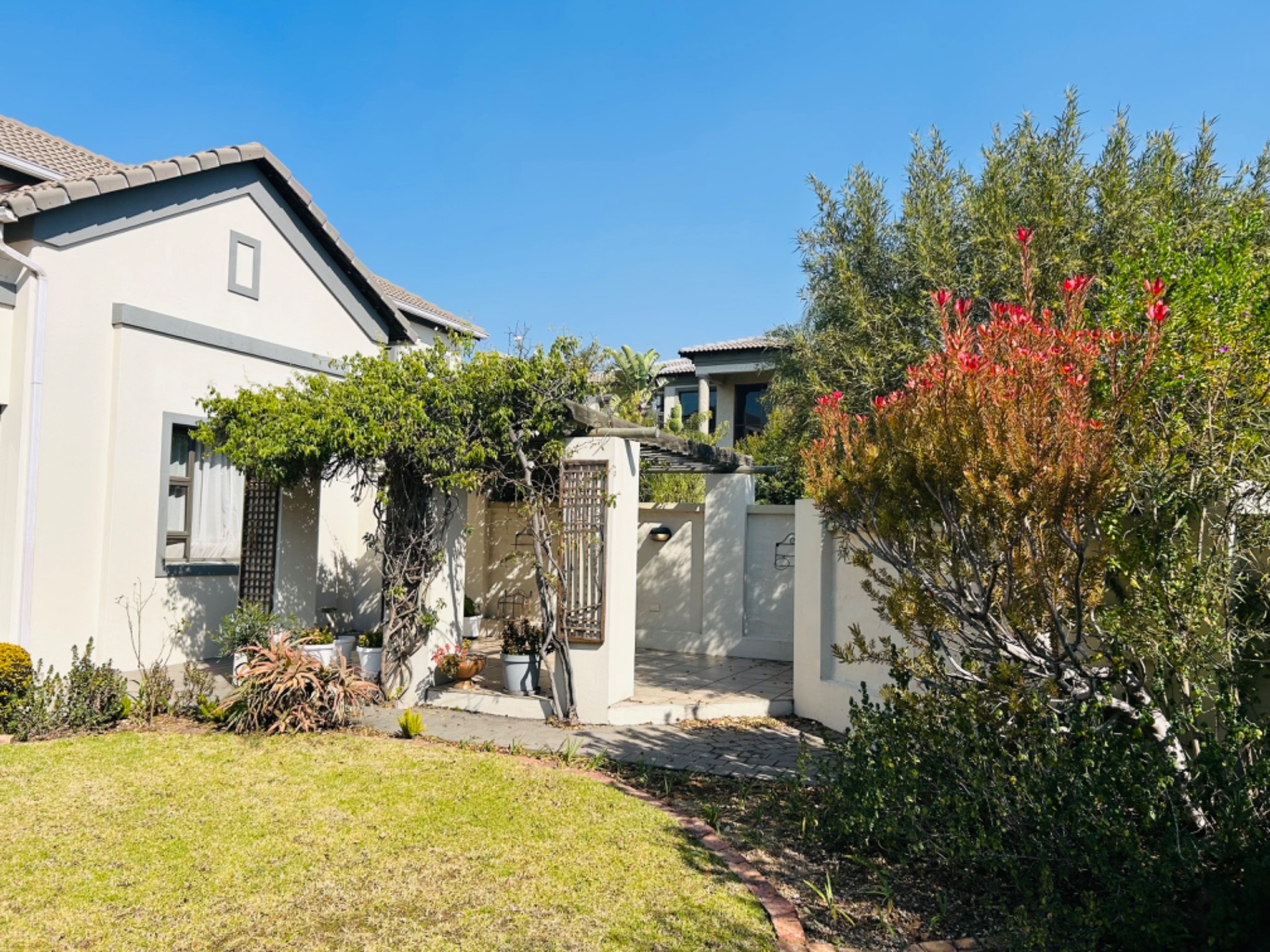 House For Sale in Blue Valley Golf Estate, Centurion