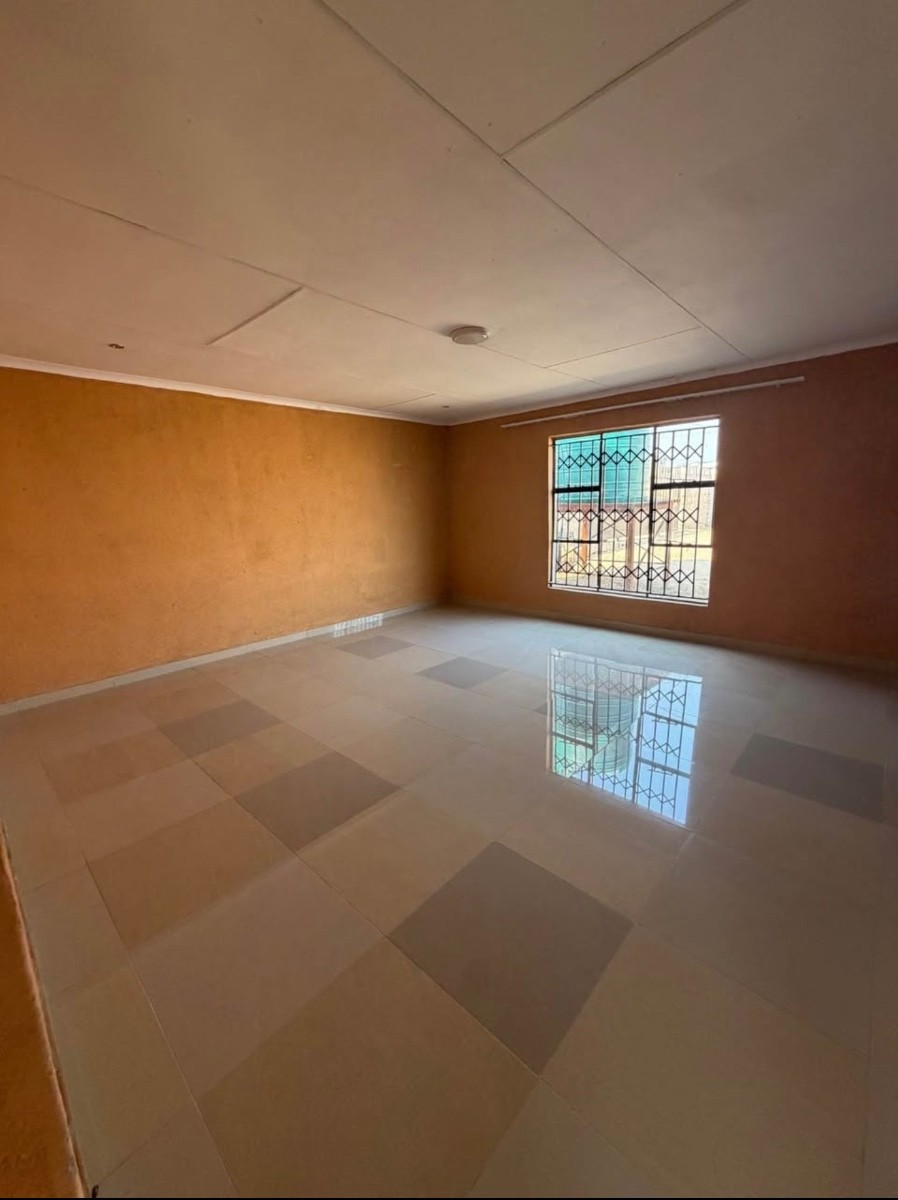 2 Bedrooms To Rent in Karino, Nelspruit