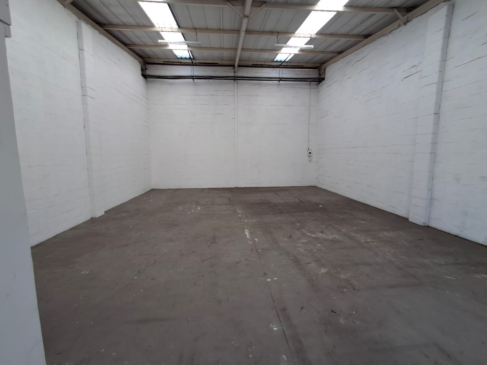 Warehouse available in secure park