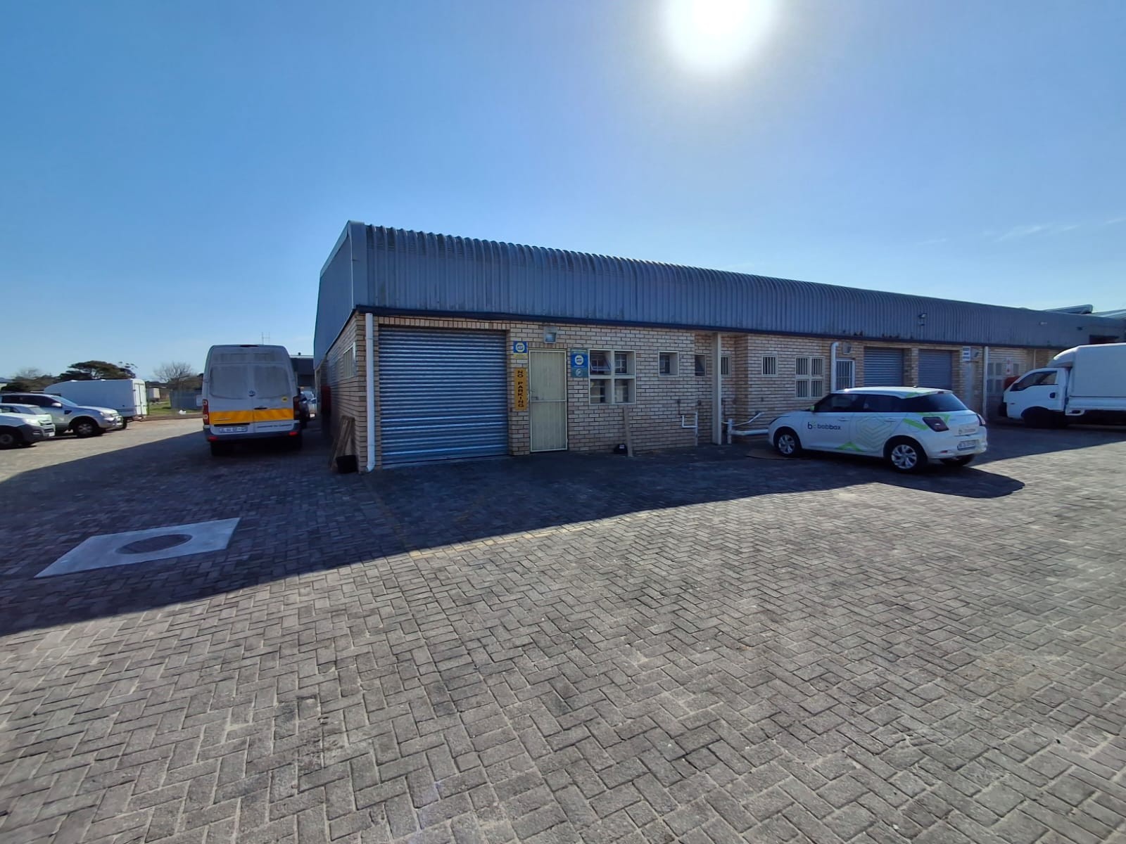 Warehouse available in secure park