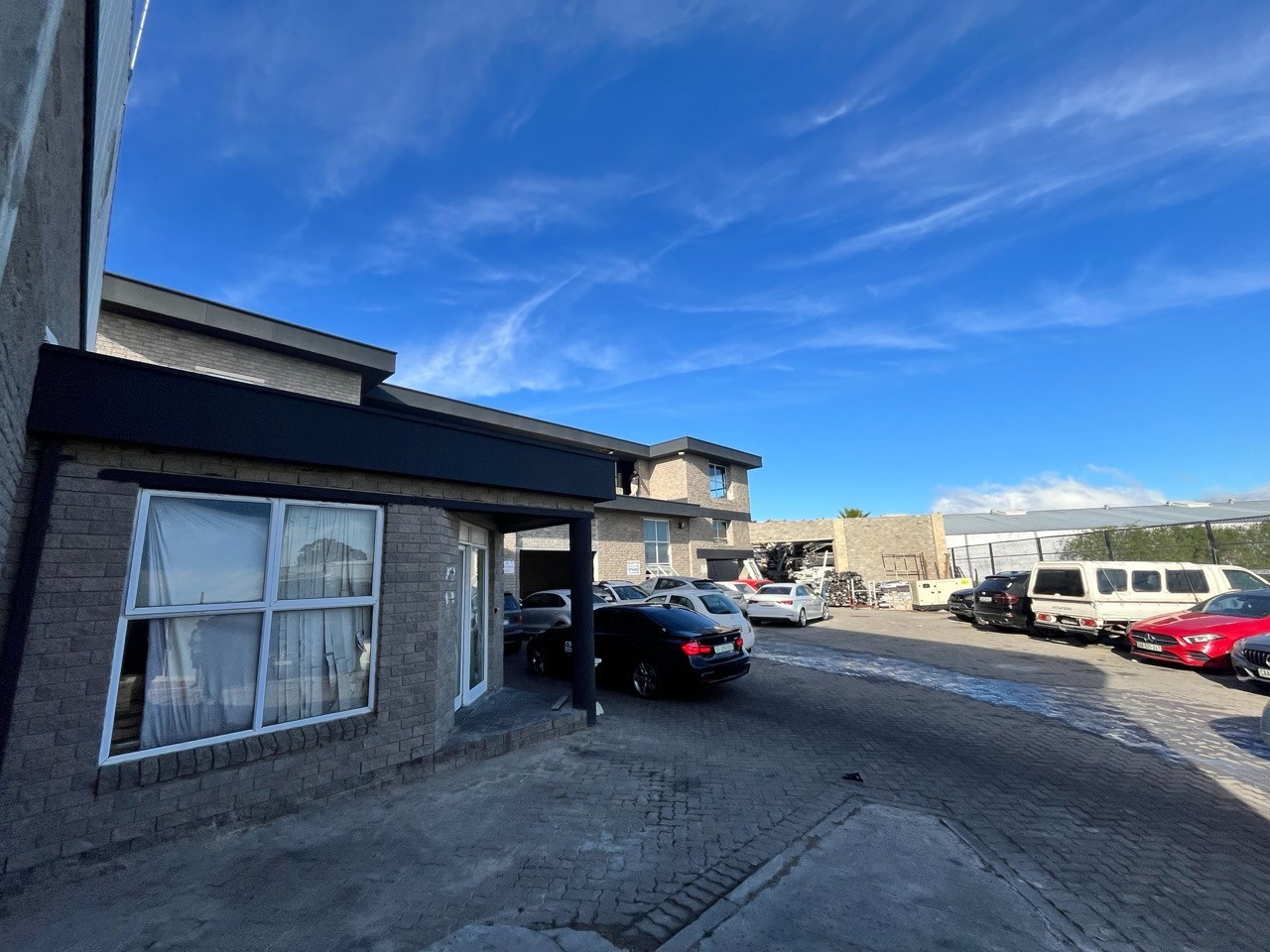 Industrial Property For Sale in Killarney Gardens, Milnerton