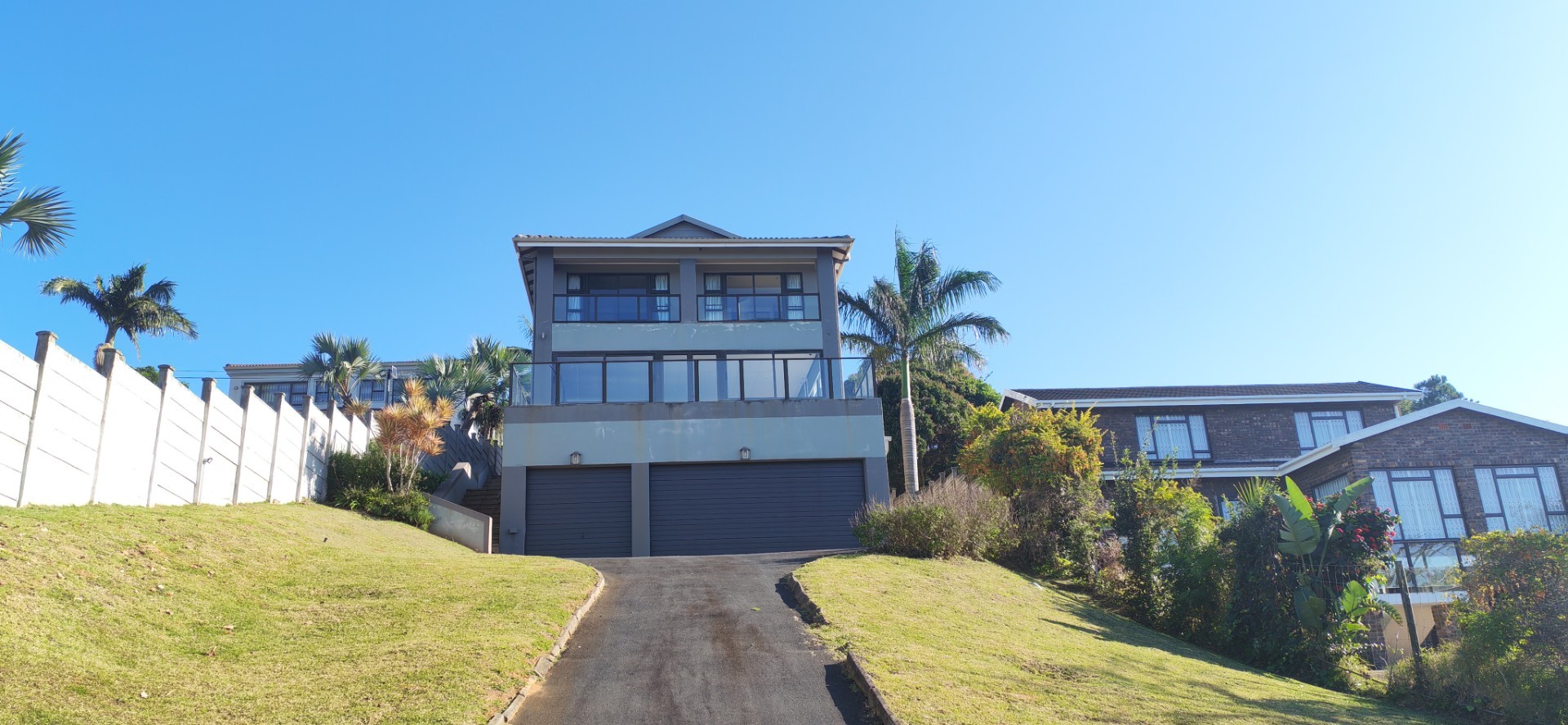 Furnished 6-Bedroom Coastal Residence For Sale in Leisure Bay, Port Edward, KZN