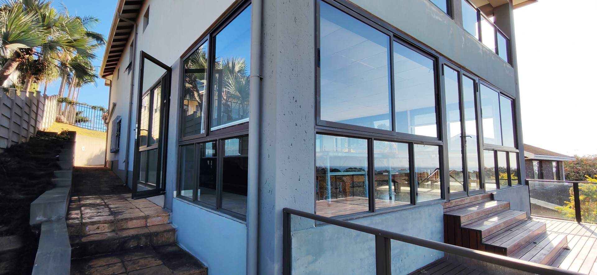 Furnished 6-Bedroom Coastal Residence For Sale in Leisure Bay, Port Edward, KZN