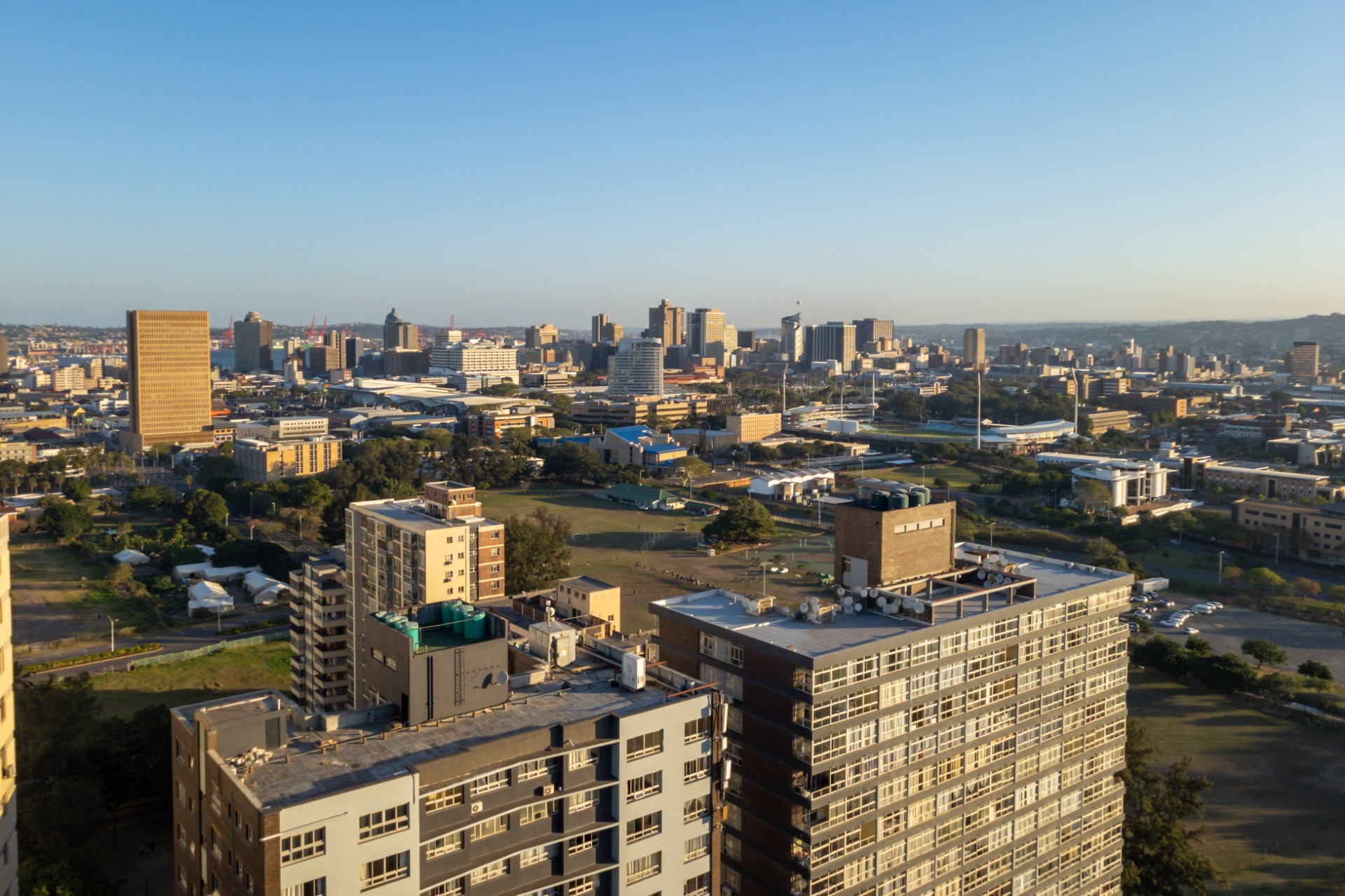 Top Floor 1.5 bed Income-Generating Coastal Lock-Up-And-Go Unit
