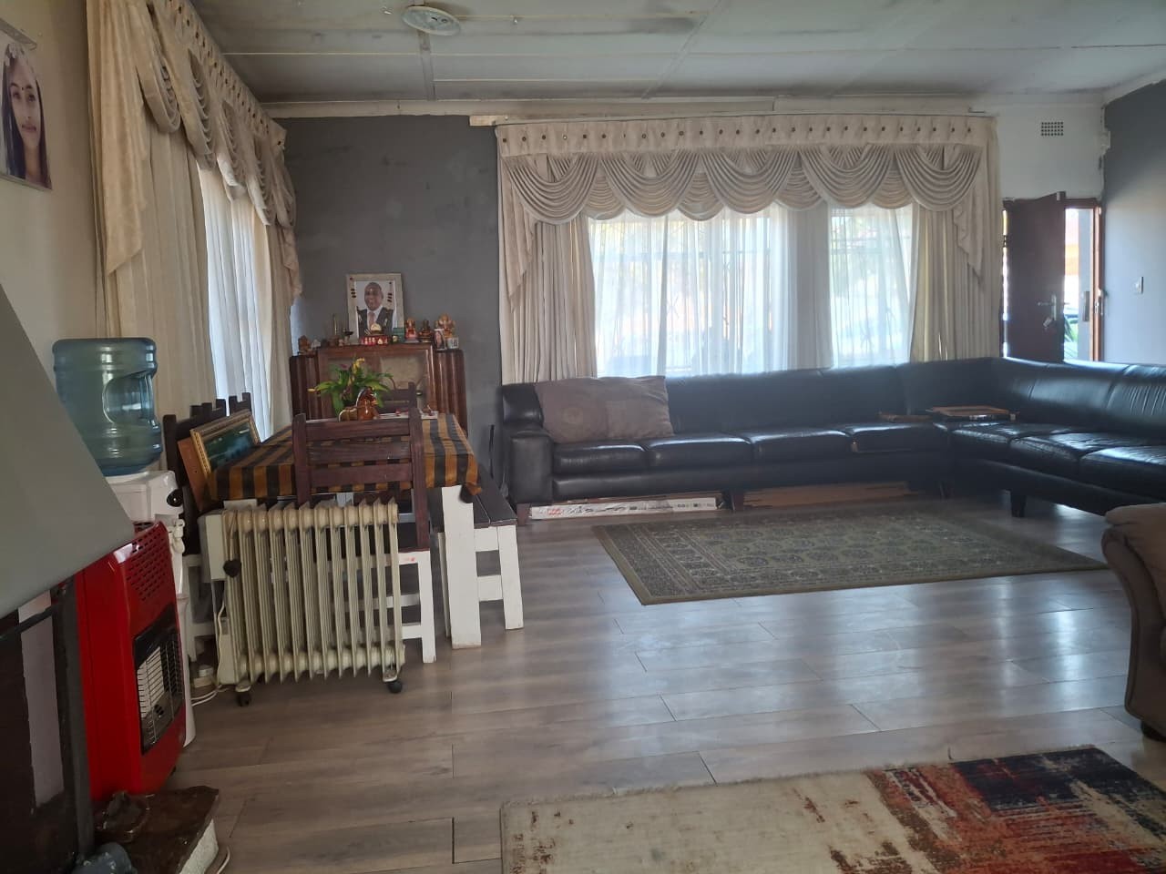 4 Bedroom House For Sale in Roseacre Johannesburg Gauteng