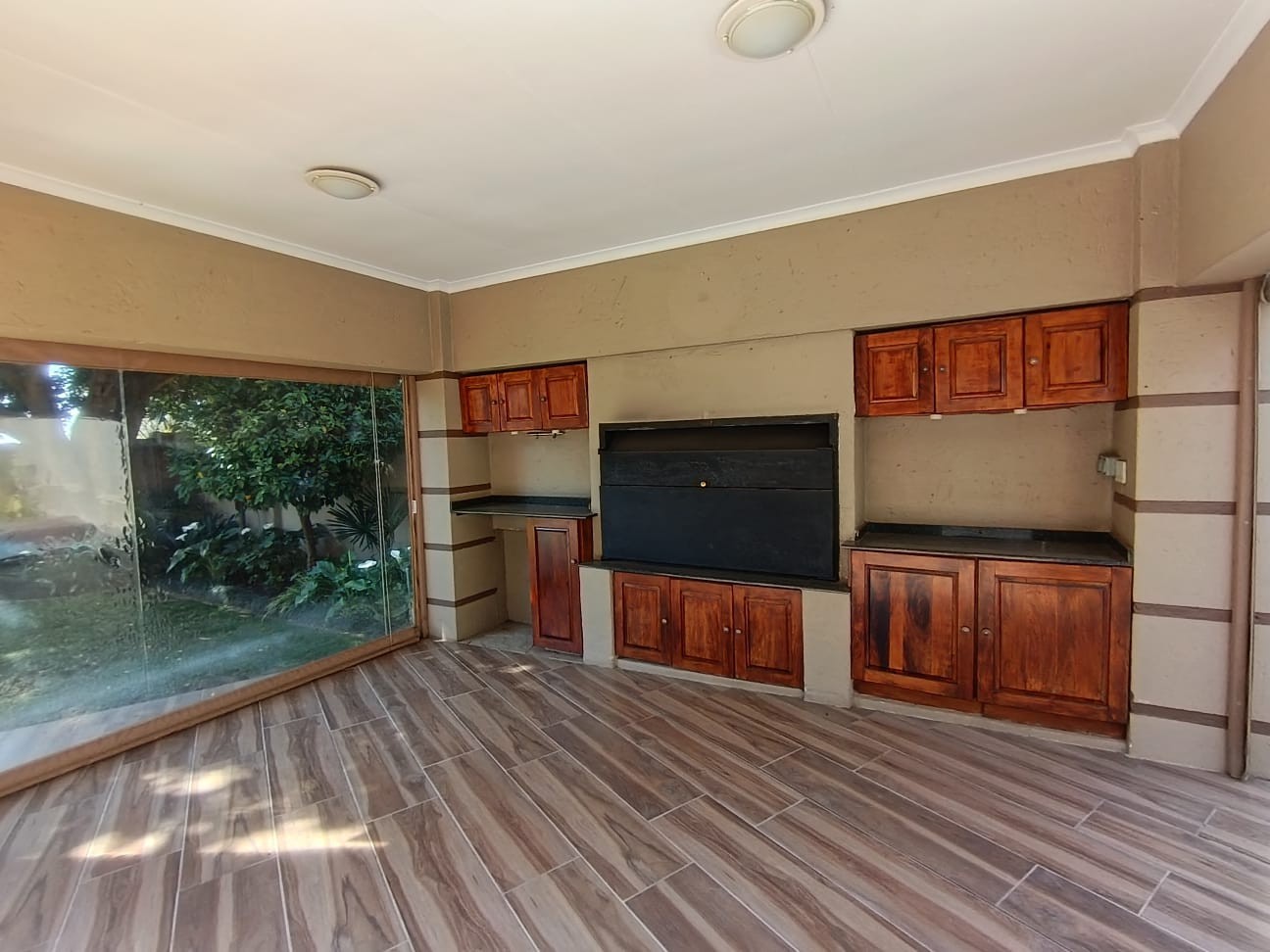 House For Sale in Lonehill, Sandton