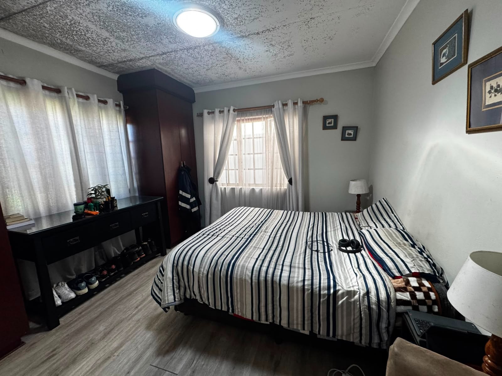One Bedroom Apartment to Rent in Glen Marais