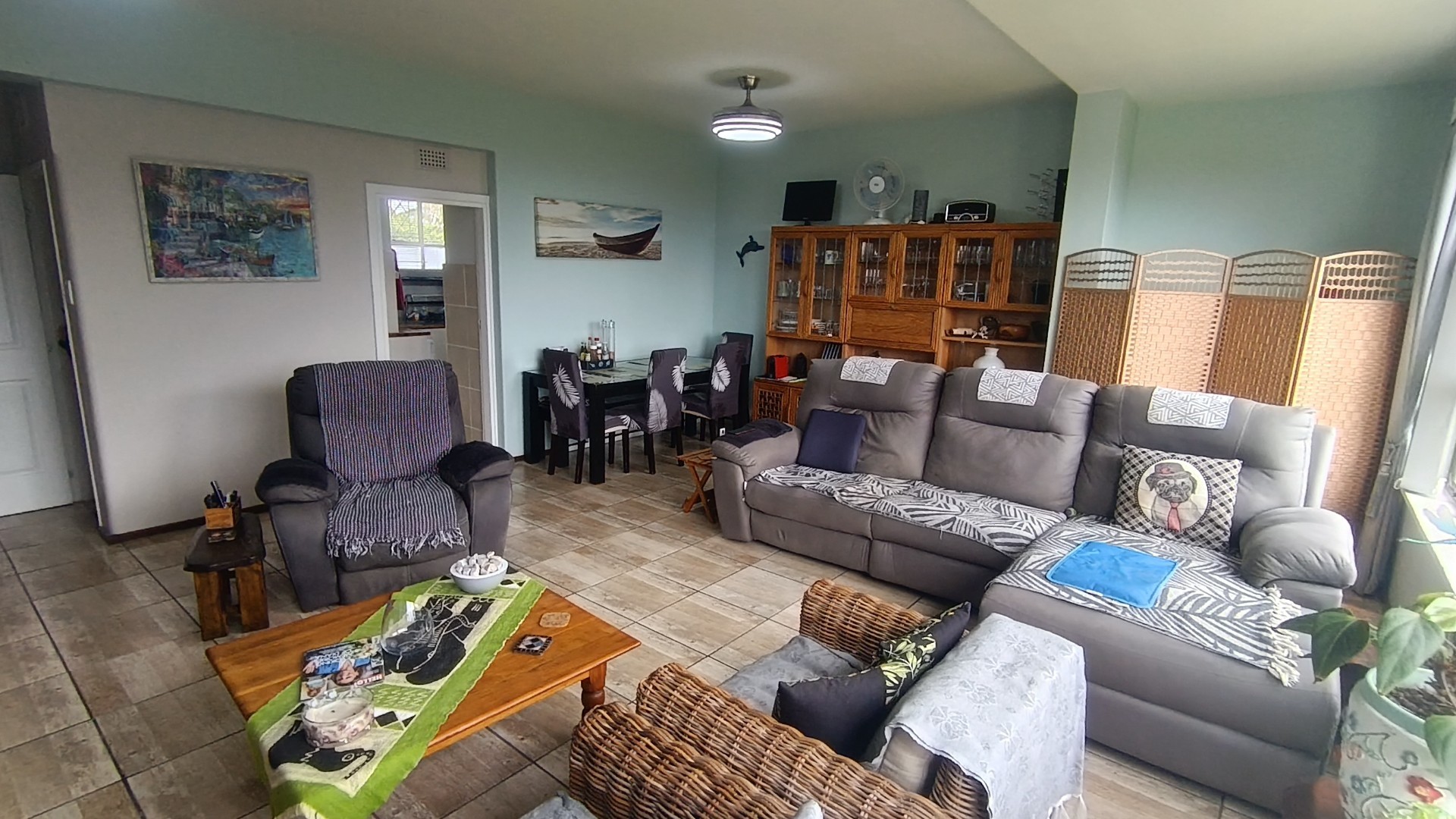 Charming Apartment For Sale in Margate, KwaZulu Natal
