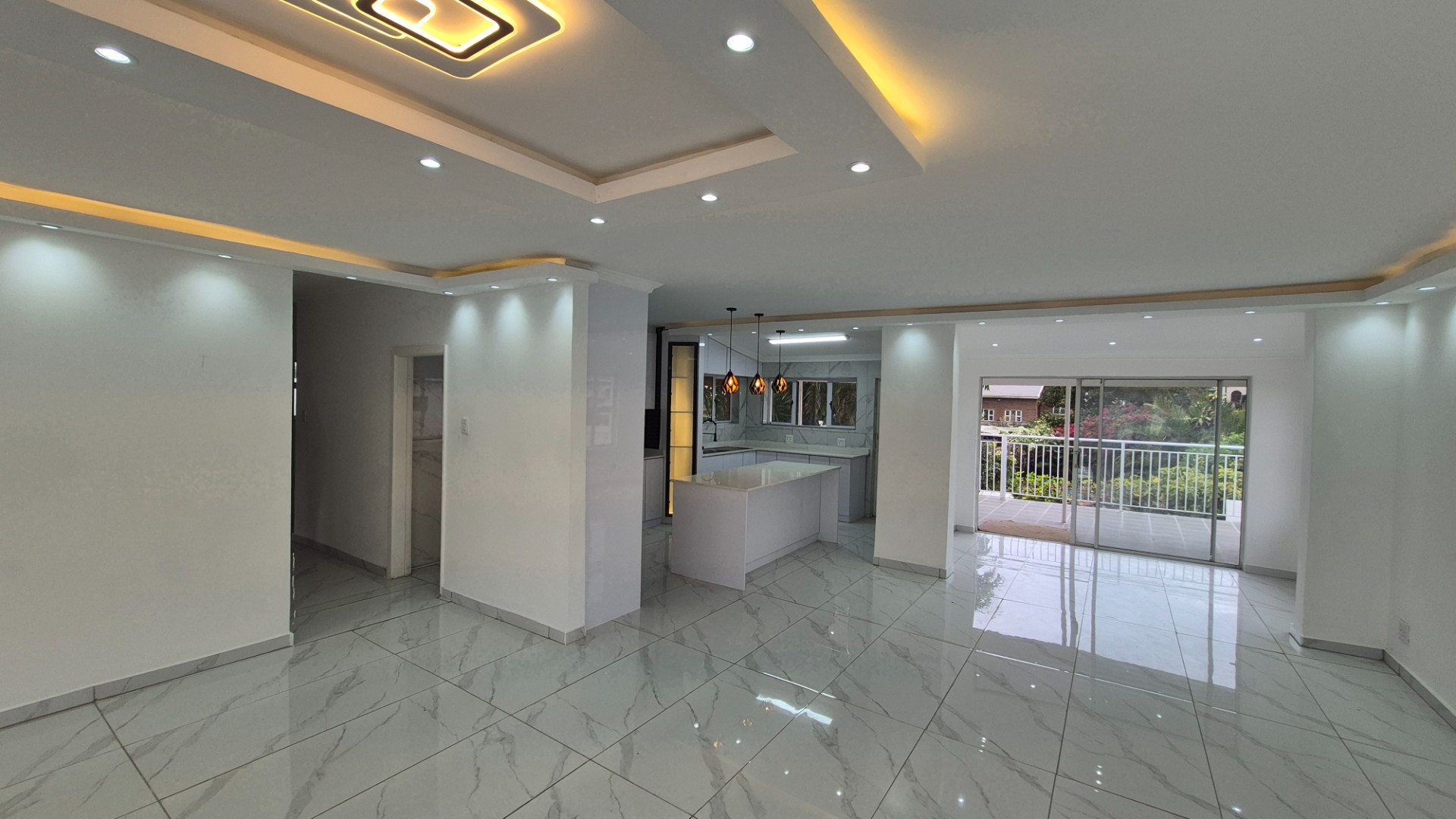 MARINE DRIVE - Modern house for sale, Bluff, Durban, KwaZulu Natal