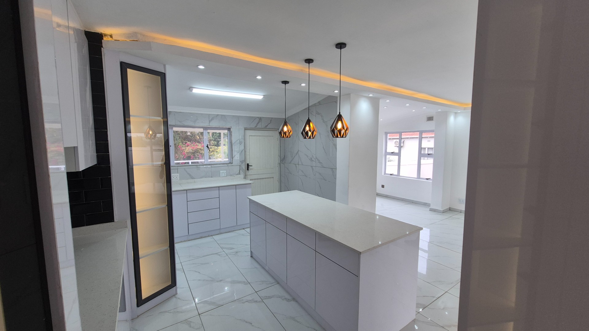 MARINE DRIVE - Modern house for sale, Bluff, Durban, KwaZulu Natal