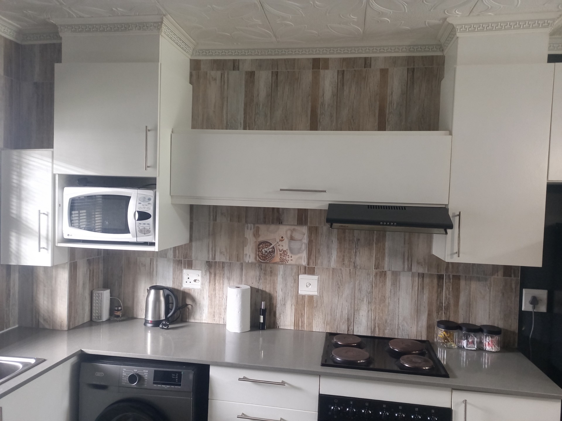 Elegant Fully Furnished 2-Bedroom Apartment with Private Garden