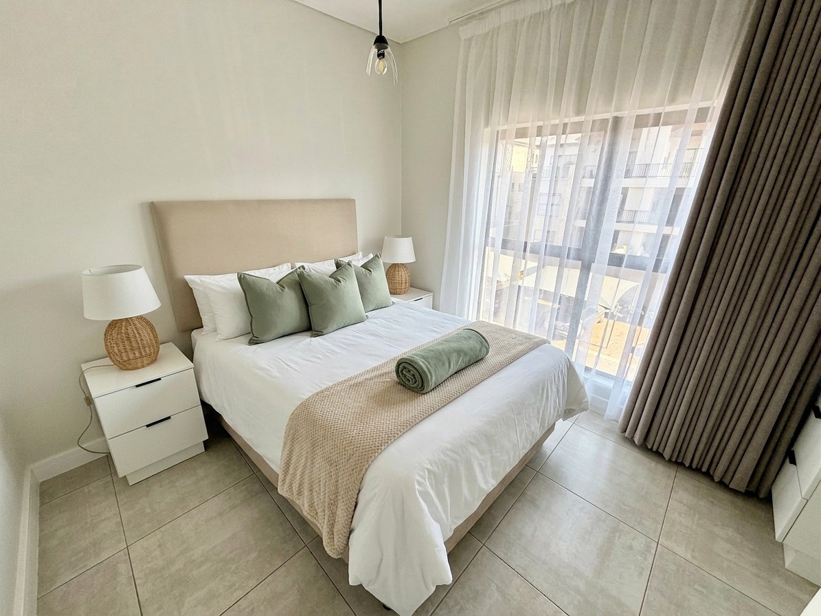 Elegant Signature Series 3-Bedroom Apartment for Sale - Prime Investment Opportunity