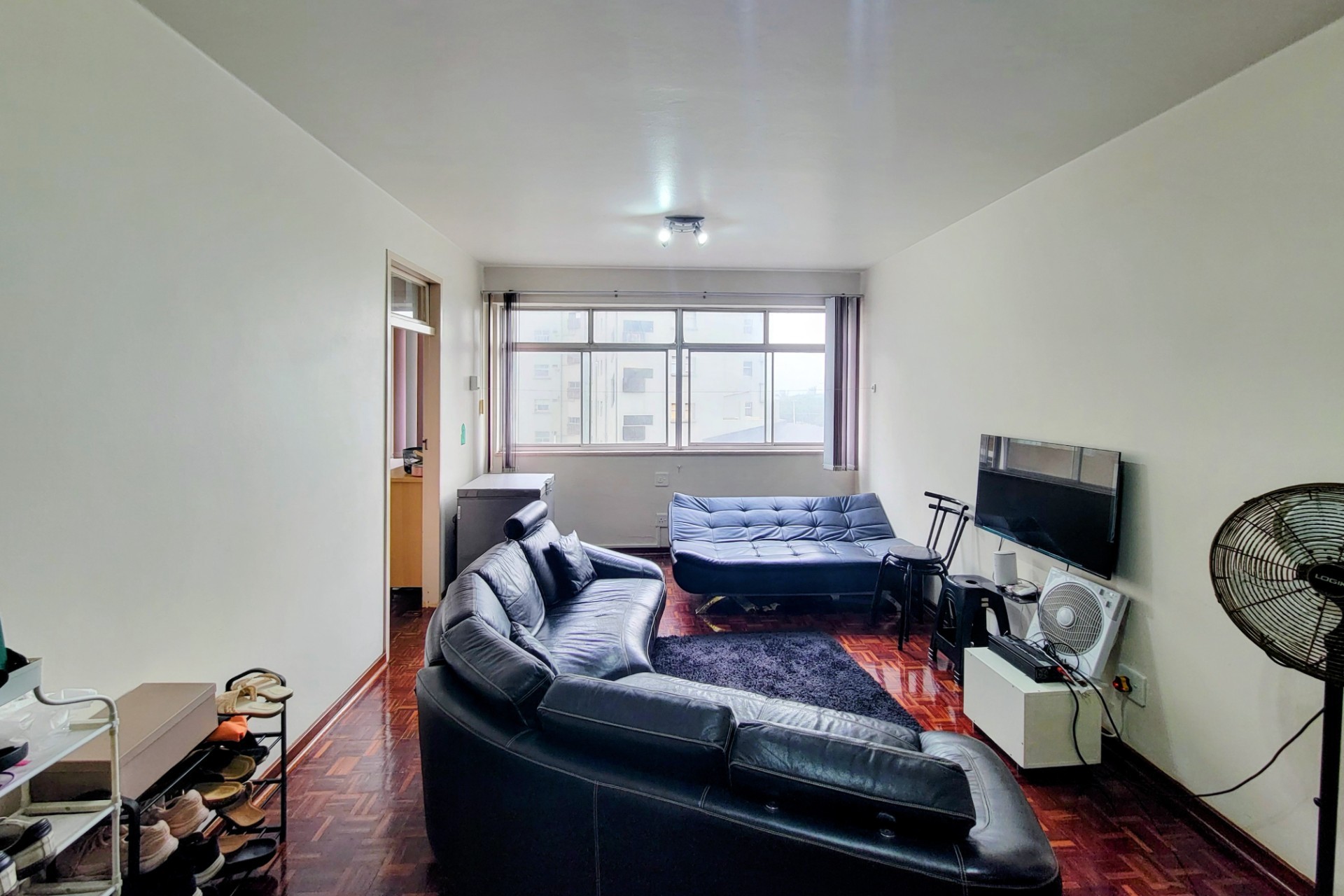 Apartment for sale in North Beach, Durban, KwaZulu Natal, 70 m²