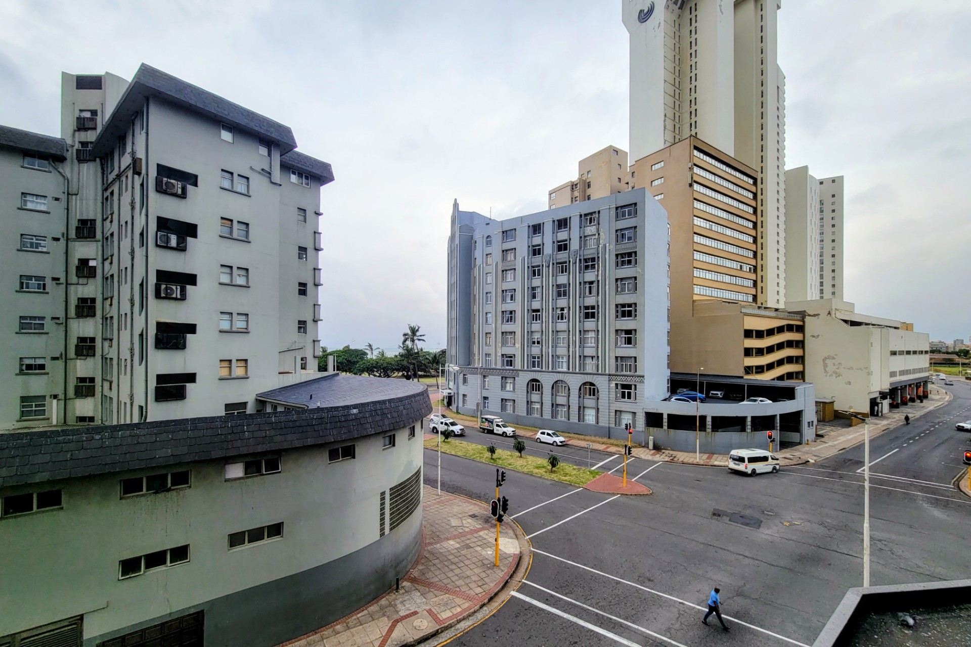 Apartment for sale in North Beach, Durban, KwaZulu Natal, 70 m²