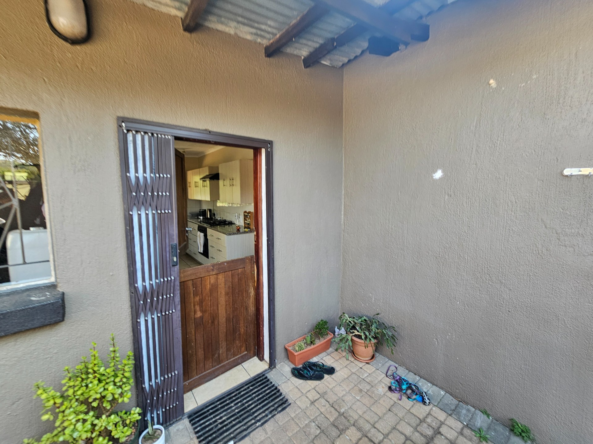 House To Rent in White River Estates, White River