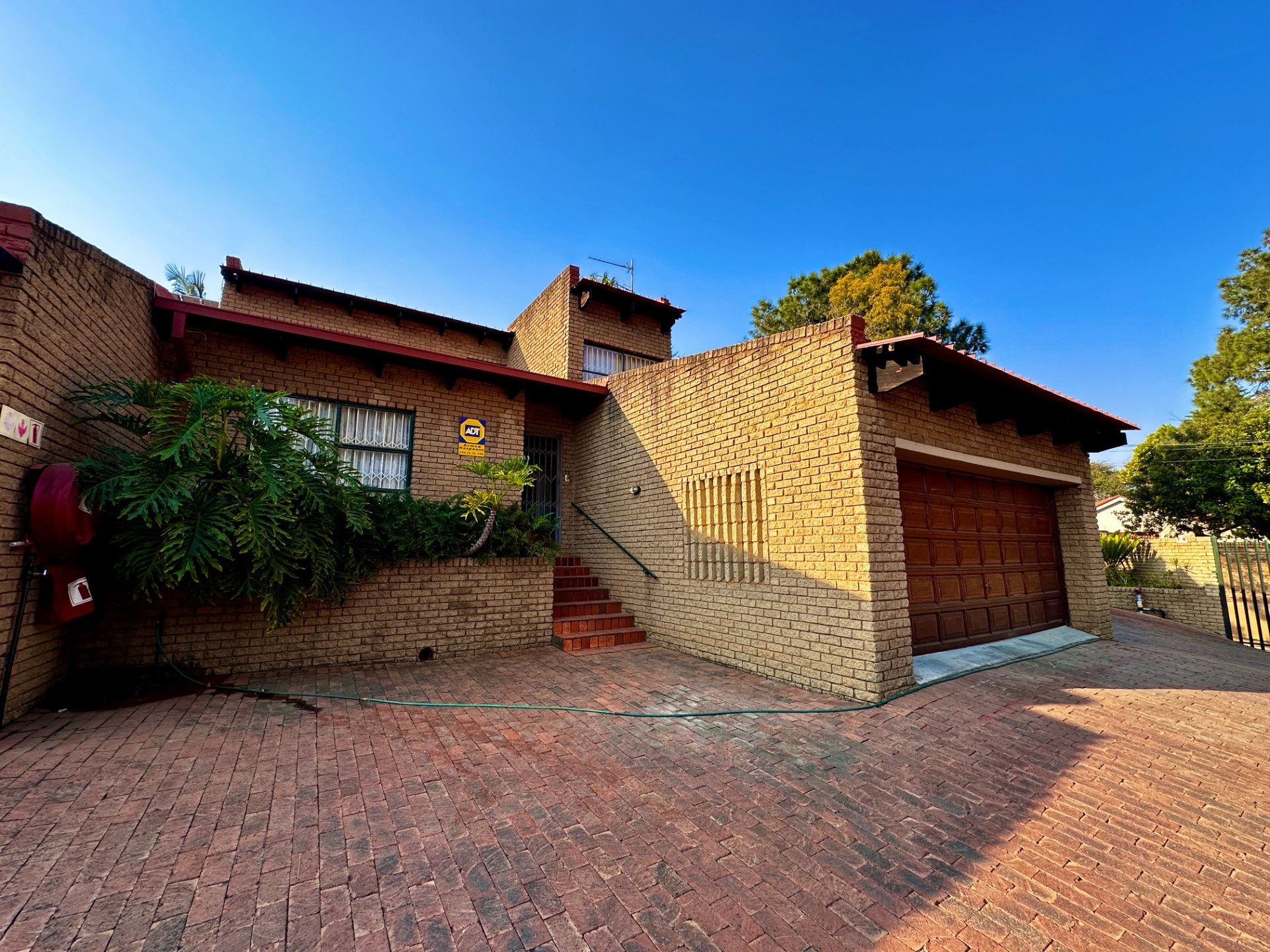 Townhouse For Sale in Val De Grace, Pretoria