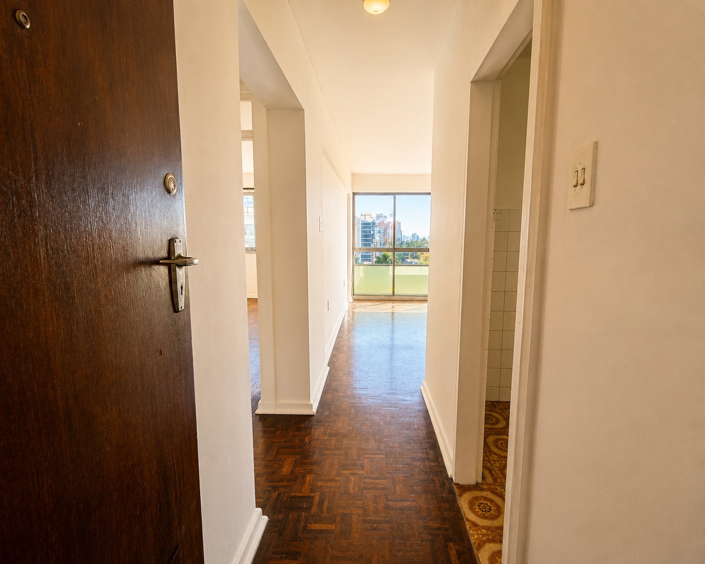 8th Floor One-Bedroom Apartment with Stunning Harbour Views for Rent