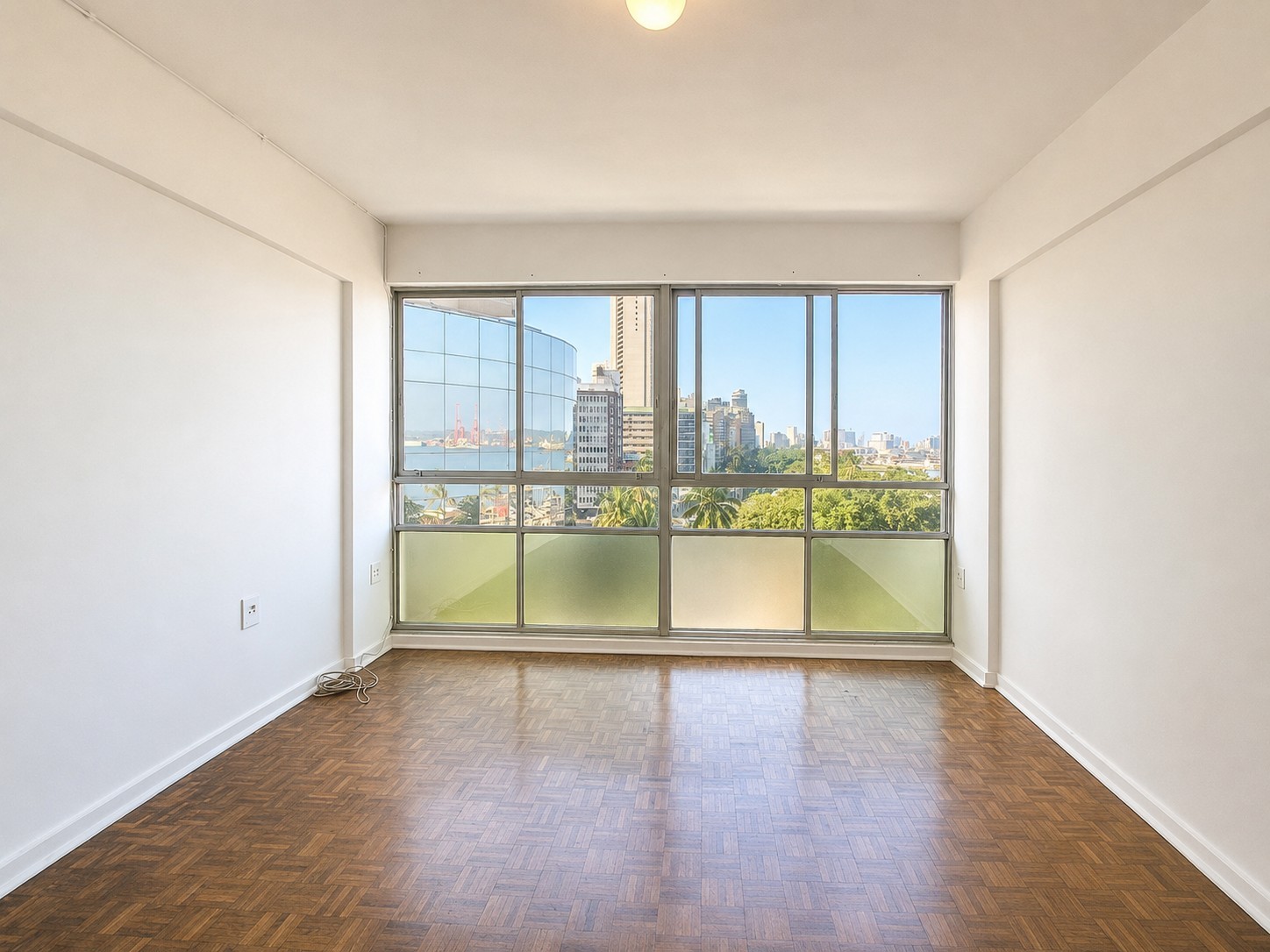 8th Floor One-Bedroom Apartment with Stunning Harbour Views for Rent