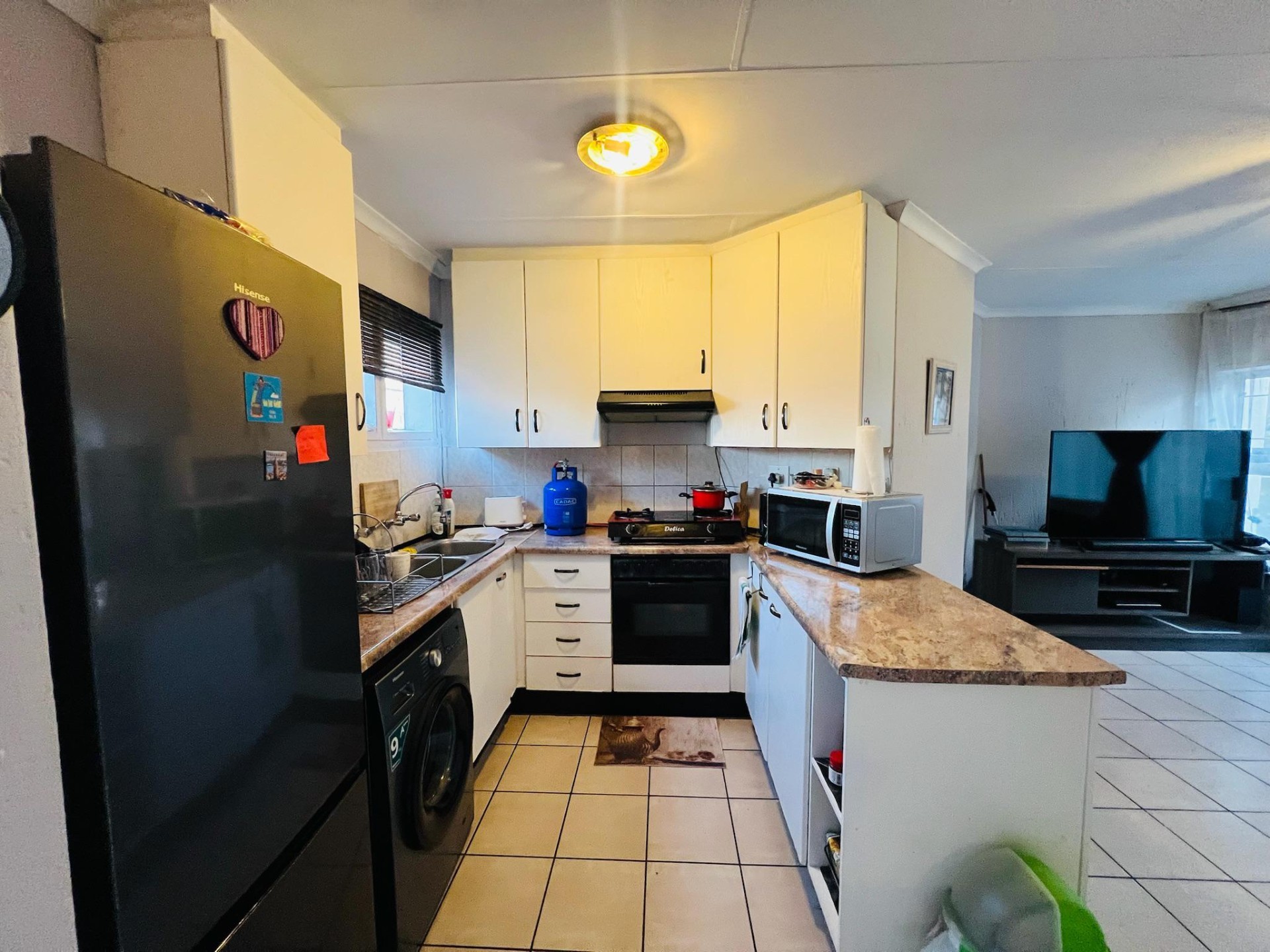 Apartment To Rent in Bromhof Randburg Gauteng