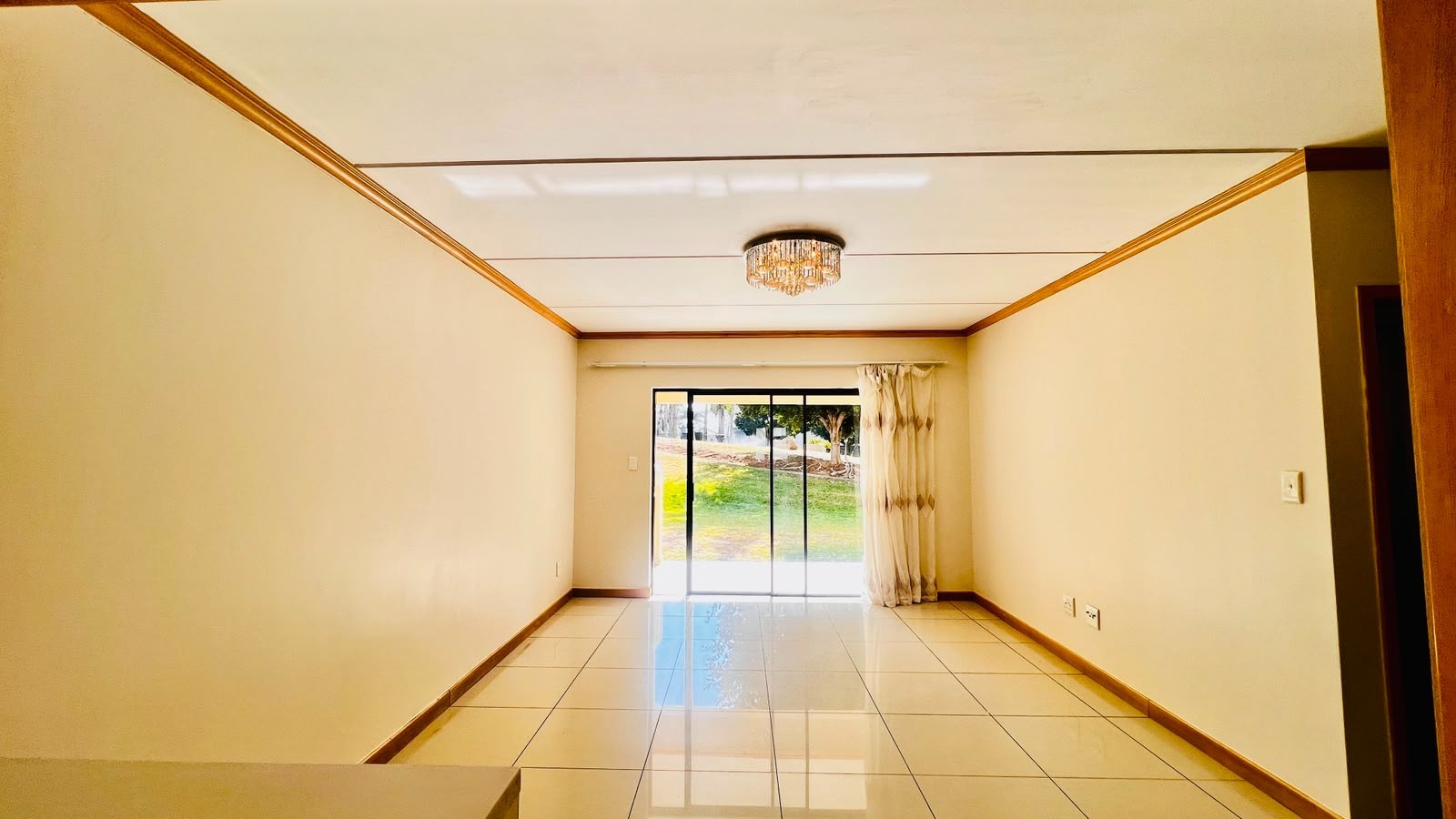 Apartment To Rent in Broadacres, Sandton