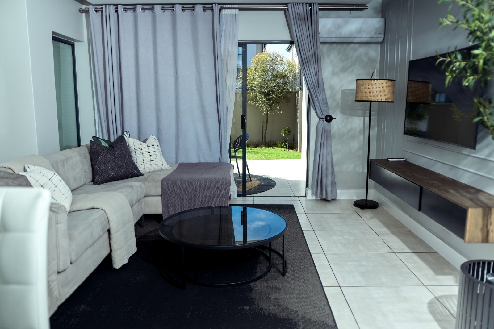 Sought After Furnished Apartment at Polofields Estate Waterfall