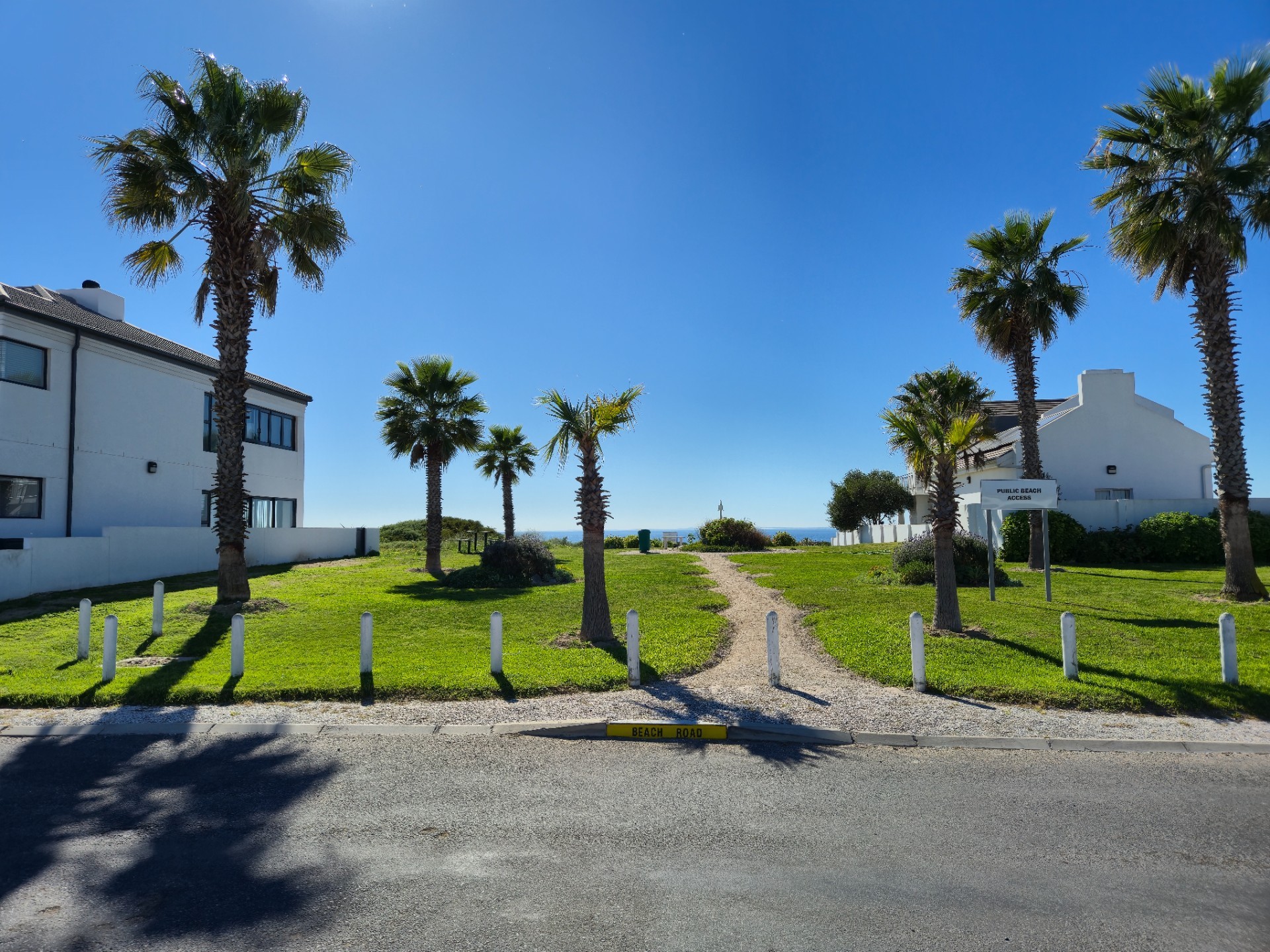 Beach estate vacant stand
