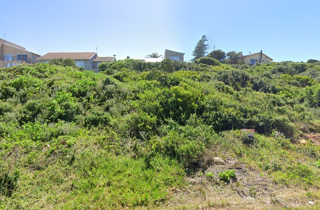 720 m² Vacant Stand for Sale in Paradise Beach | Walk to the Beach