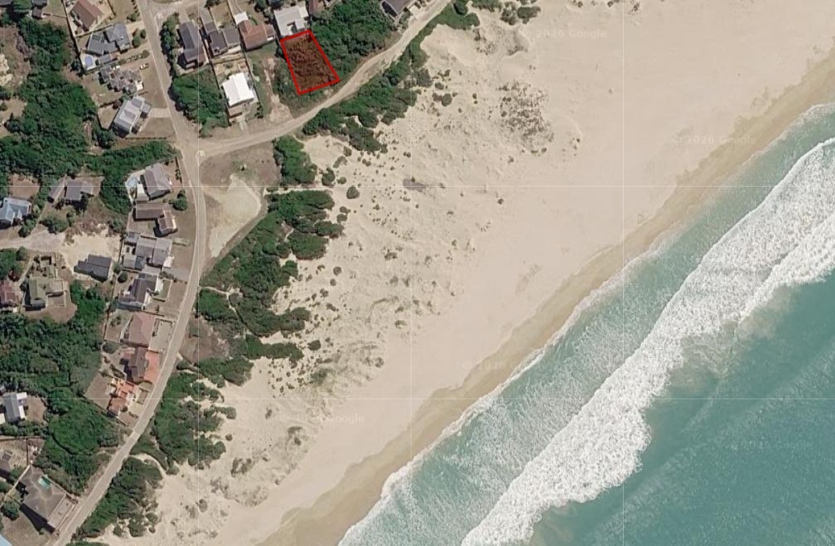 720 m² Vacant Stand for Sale in Paradise Beach | Walk to the Beach