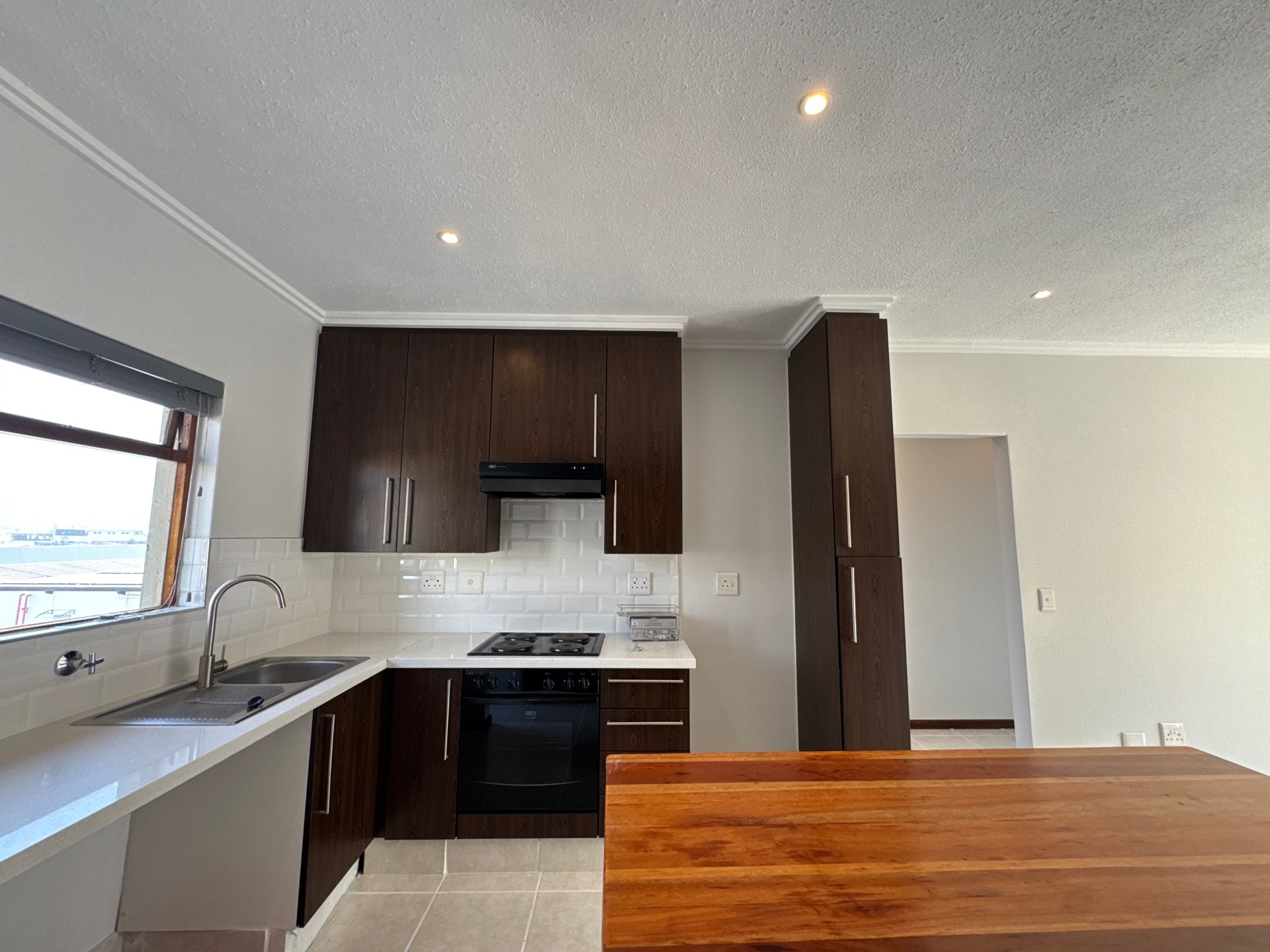 Apartment To Rent in Lonehill, Sandton