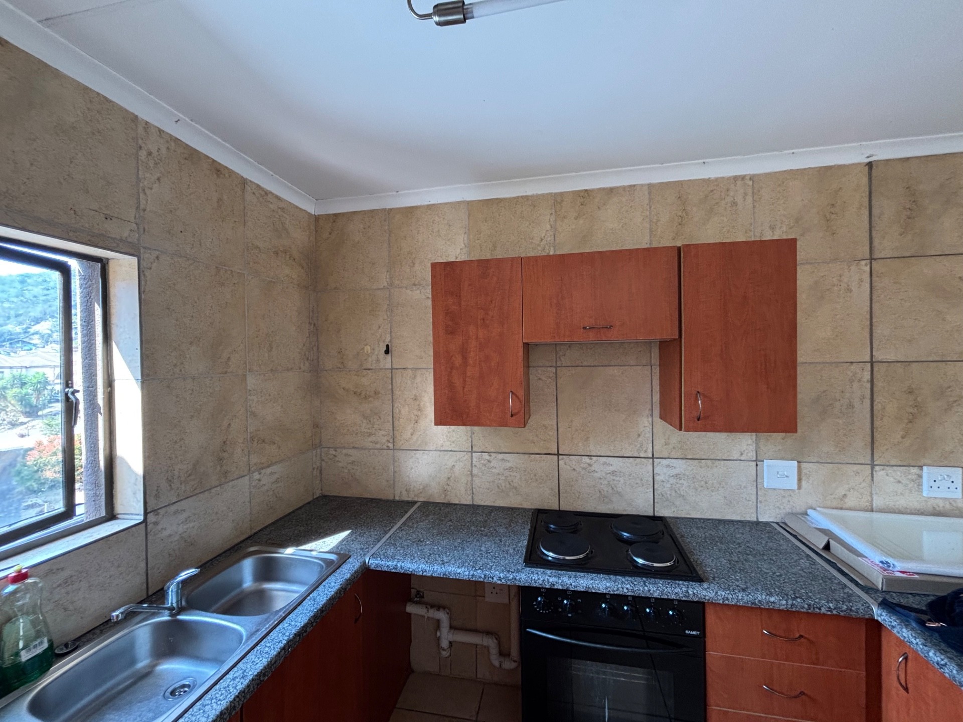 Apartment To Rent in Stonehenge, Nelspruit