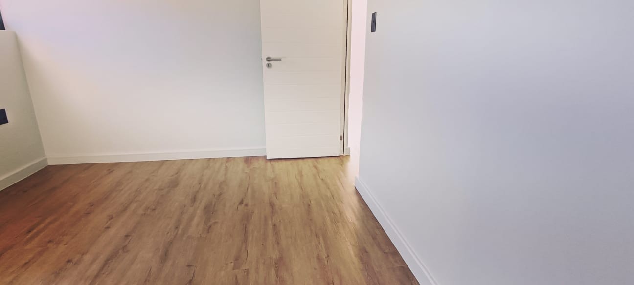 Stunning 1 bedroom Apartment in Newinbosch.